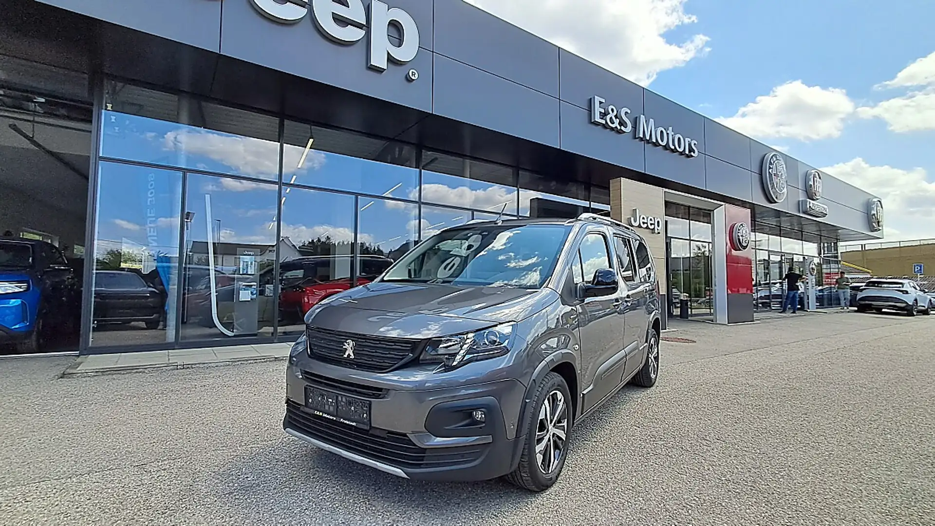 Peugeot Rifter 1,5 BlueHDI 130 S&S GT Line Lang EAT8 Aut. Grau - 1