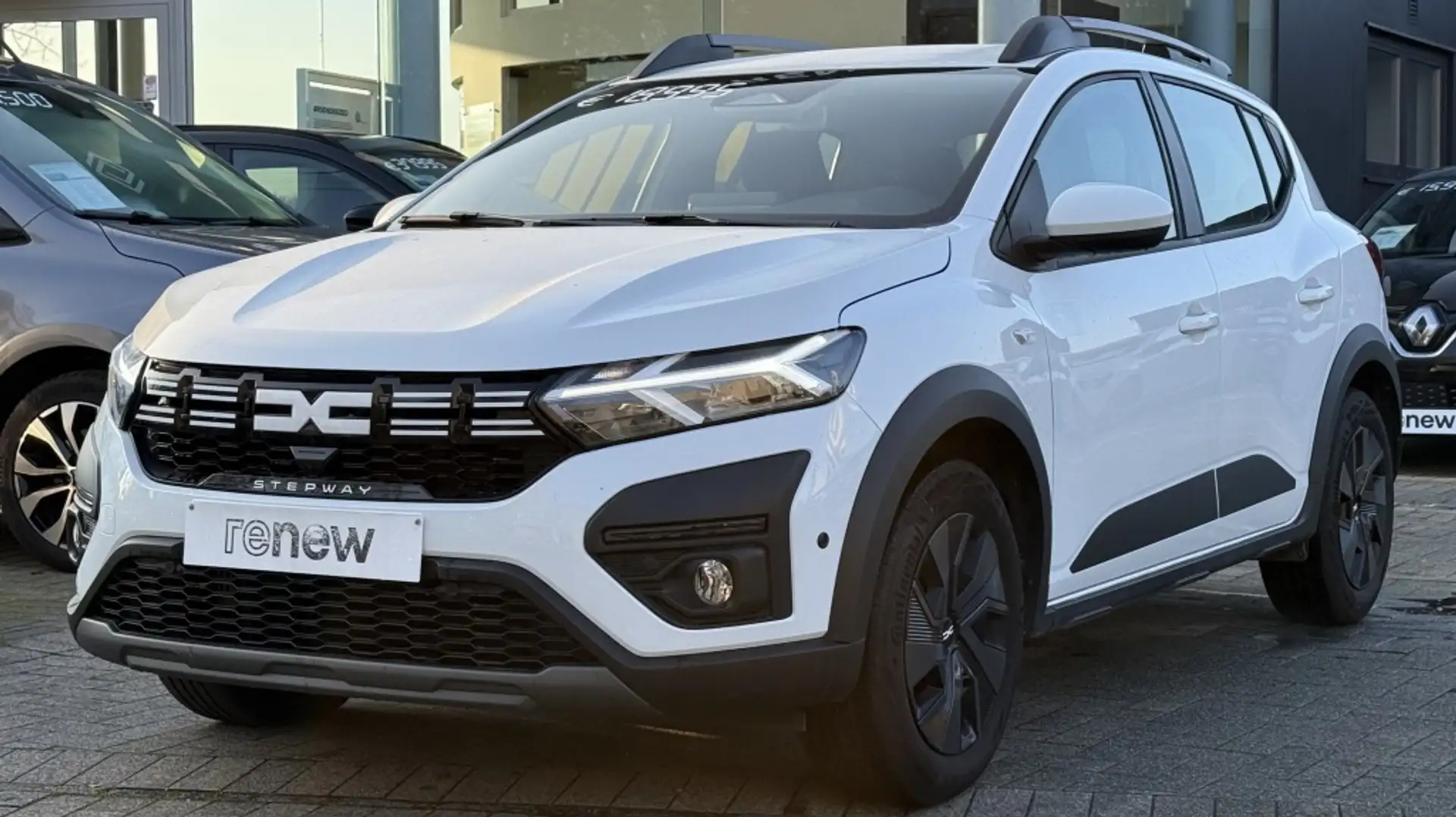 Dacia Sandero III AUTOMAAT Stepway Expression Weiß - 1