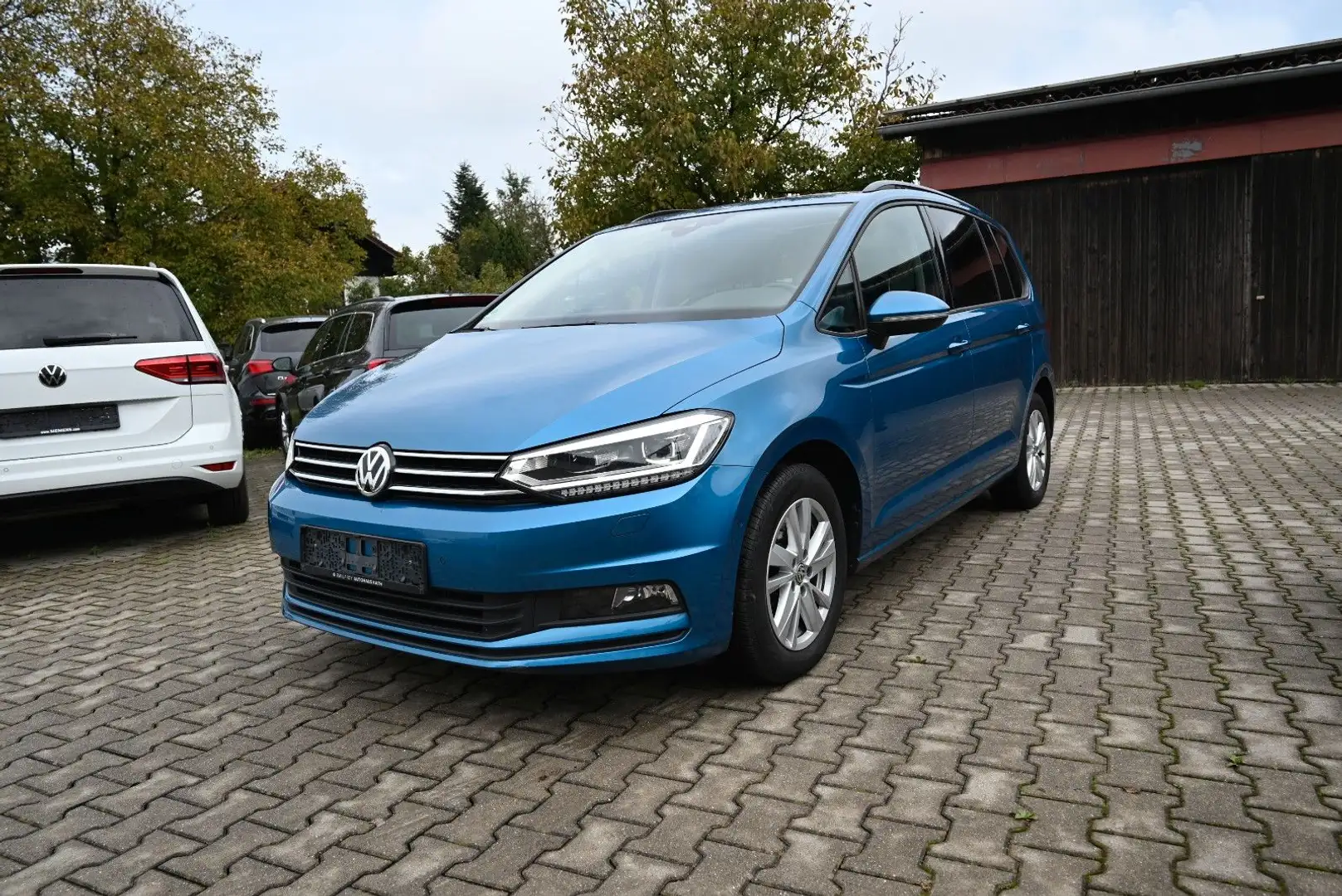 Volkswagen Touran Highline/LED/AHK/Pano/standhzg Blauw - 1