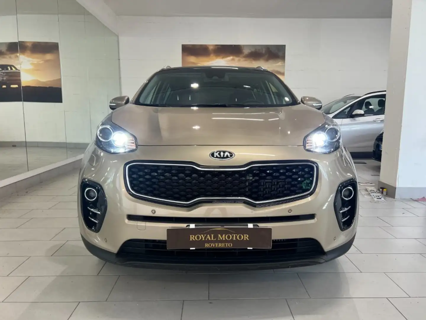 Kia Sportage 1.7 CRDI 2WD Business Class IMPECCABILE!GARANTITA! Bronce - 2