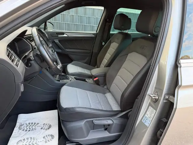 Volkswagen Tiguan view 12