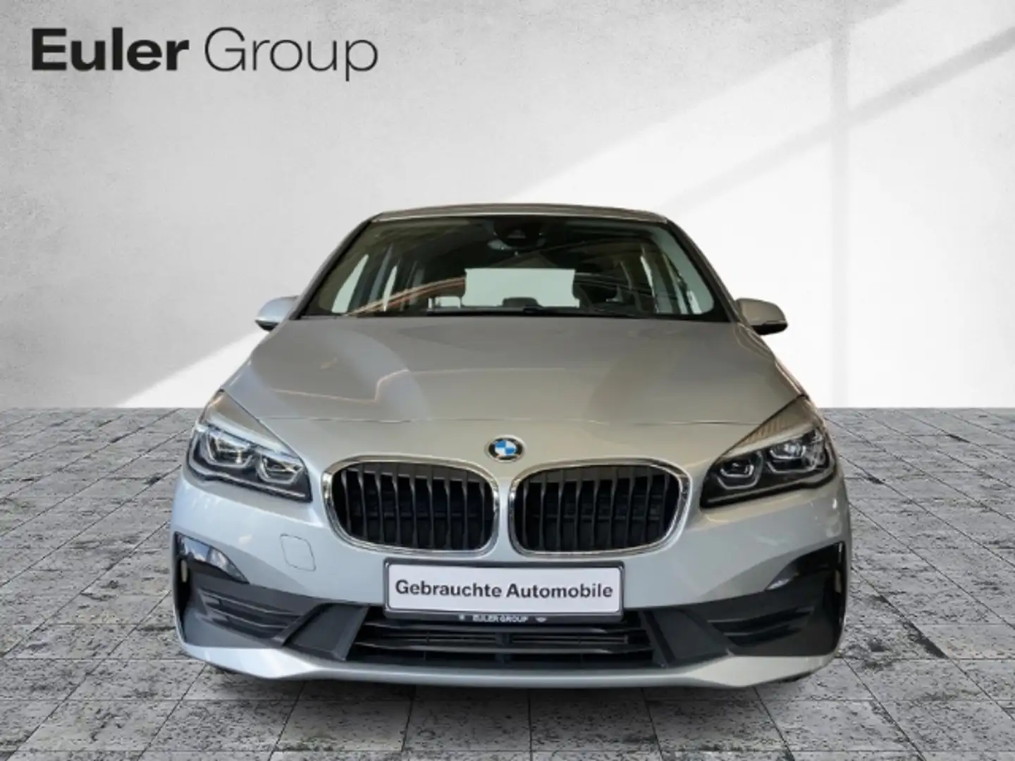 BMW 218 Gran Tourer d HUD AHK-abnehmbar Navi LED Mehrzonen Silber - 2