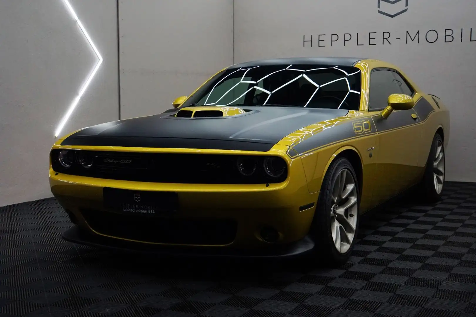 Dodge Challenger 50th Anniversary Edition 14of70, Top Goud - 1