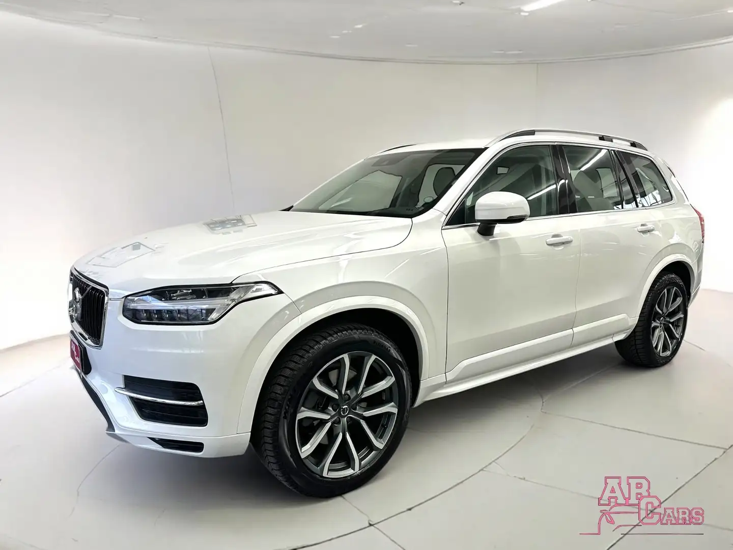 Volvo XC90 XC90 D5 AWD Geartronic Momentum Bianco - 1
