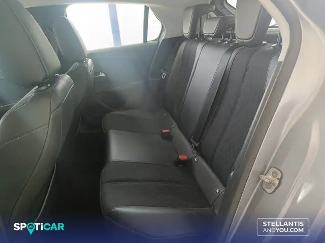 Opel Corsa view 10