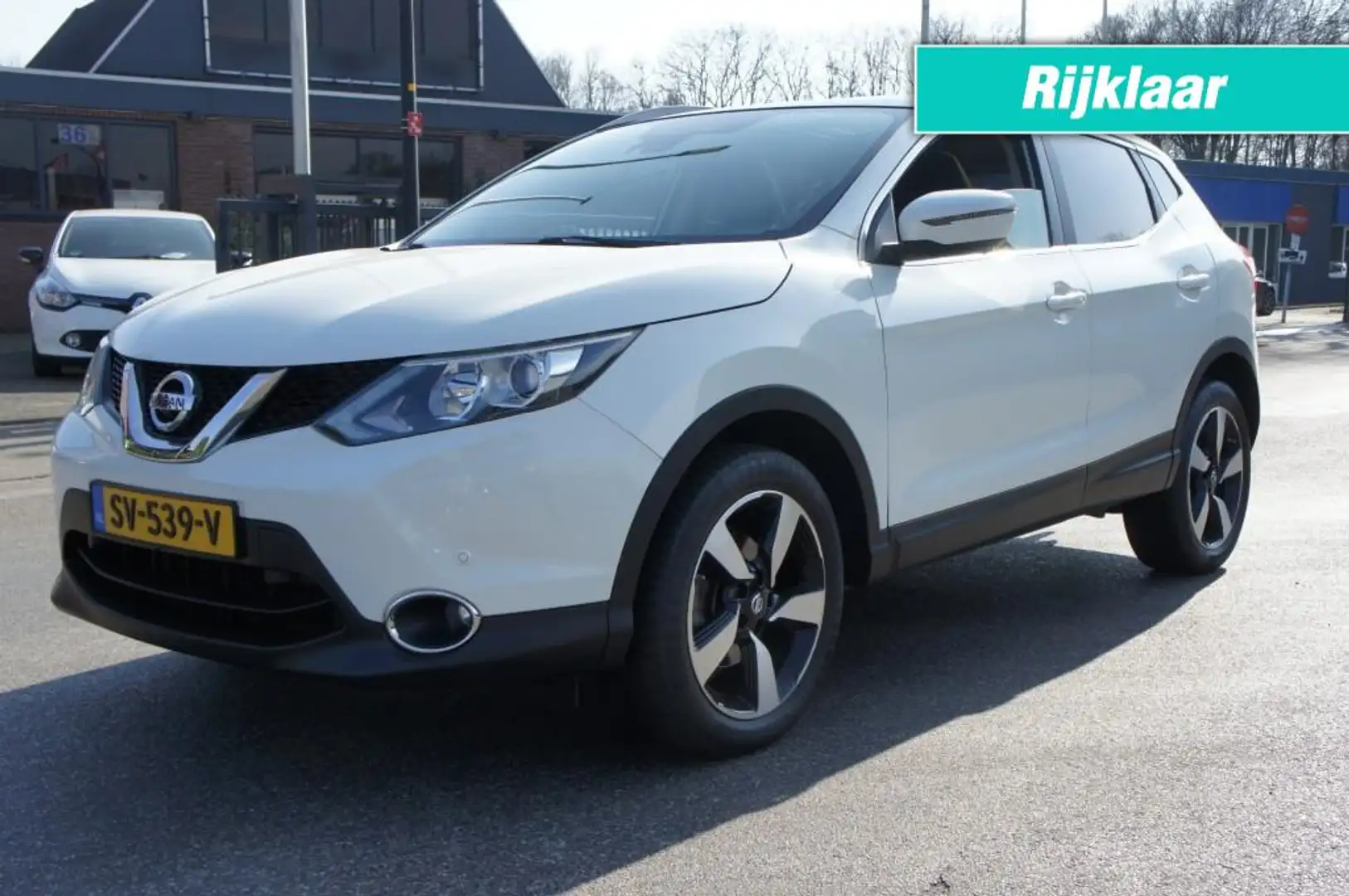Nissan Qashqai 1.6 CONNECT EDITION TREKH/PANO/360GRCAM/NAVI/PDC/P Weiß - 1