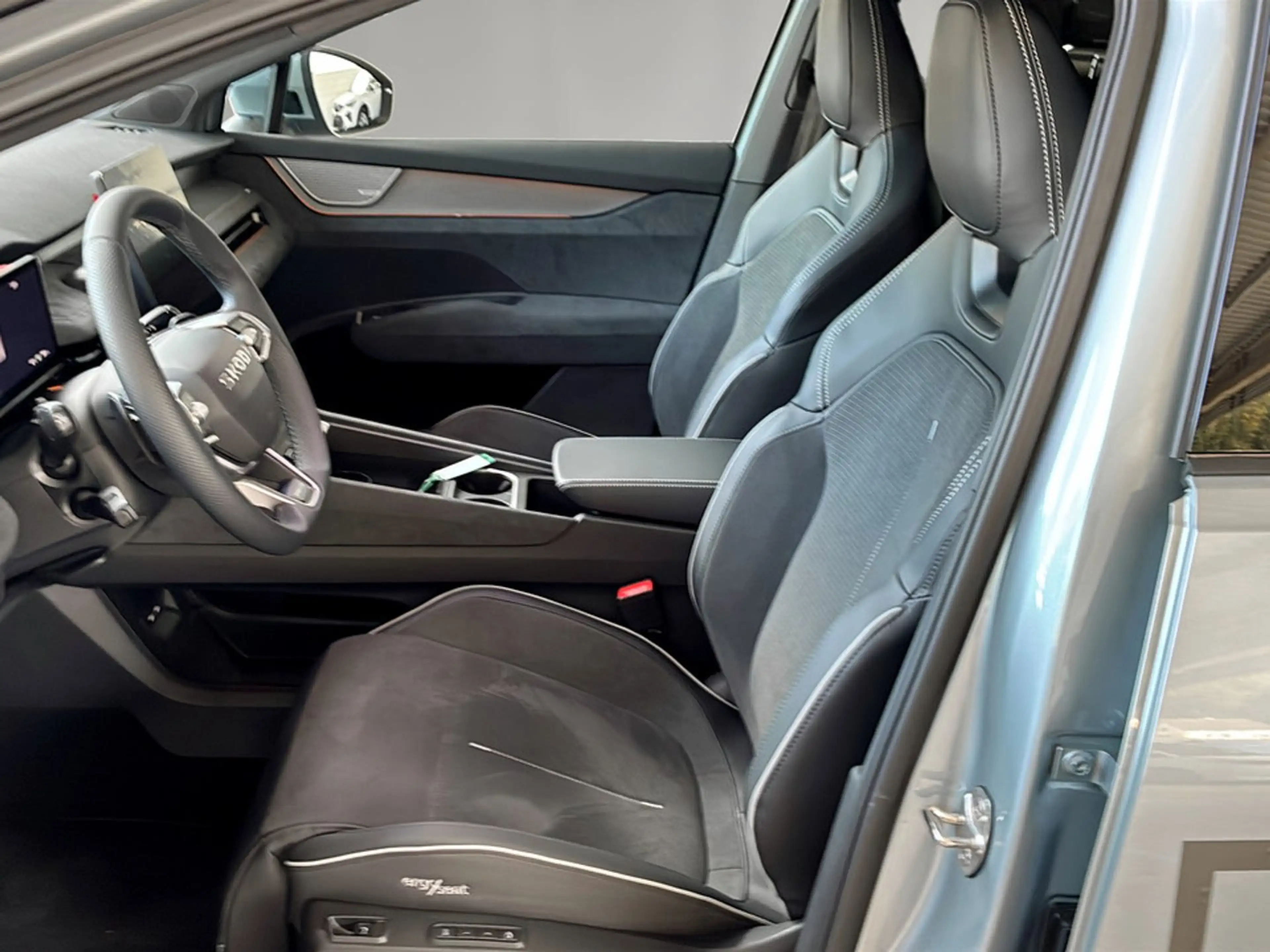 Skoda Peaq Sportline 90x — photo 7