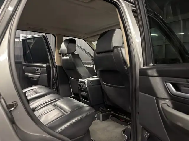 Land Rover Range Rover Sport view 26