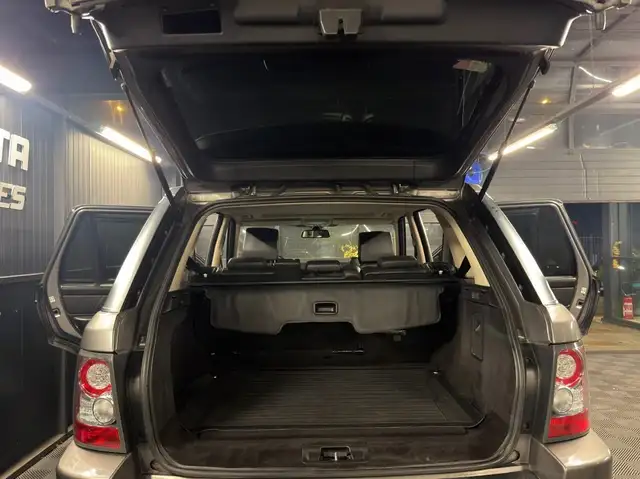 Land Rover Range Rover Sport view 27
