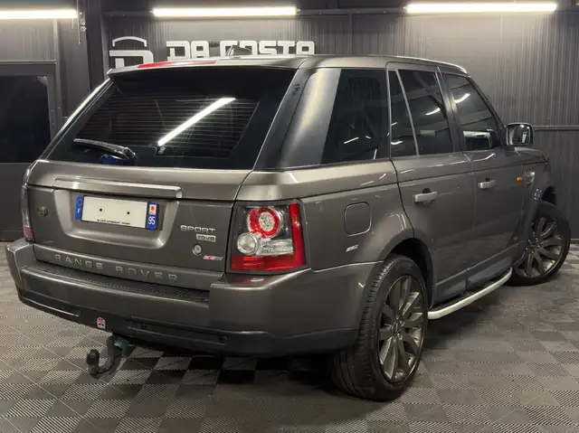 Land Rover Range Rover Sport view 8