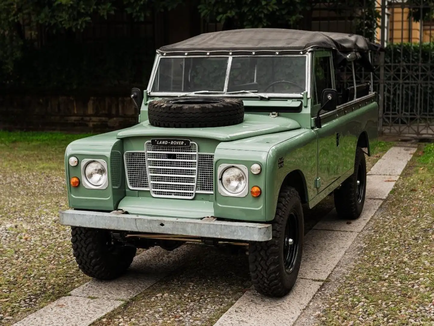 Land Rover Series 109 Verde - 1
