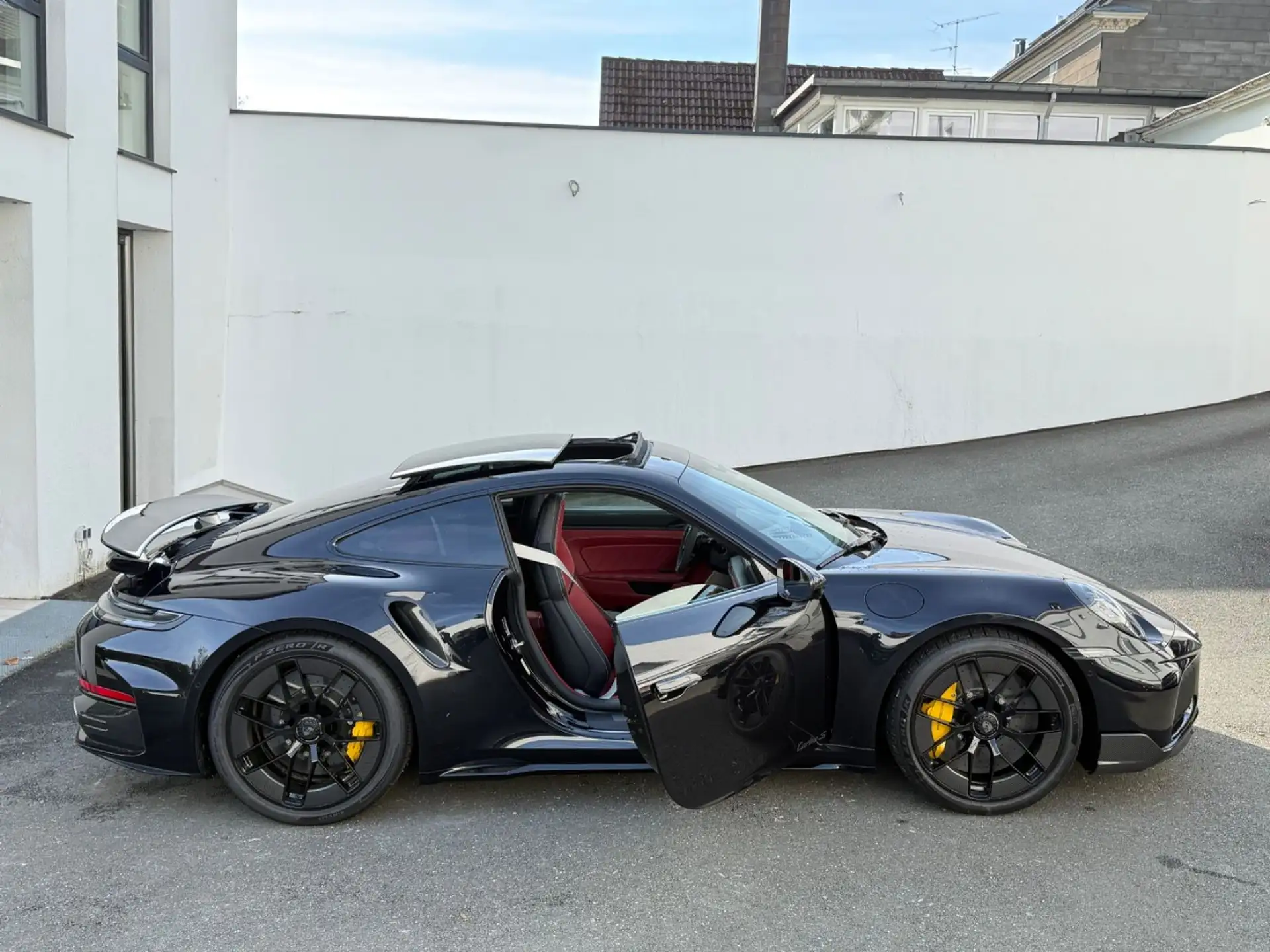 포르쉐 911 Turbo S Coupe 2026 검정 사진 5