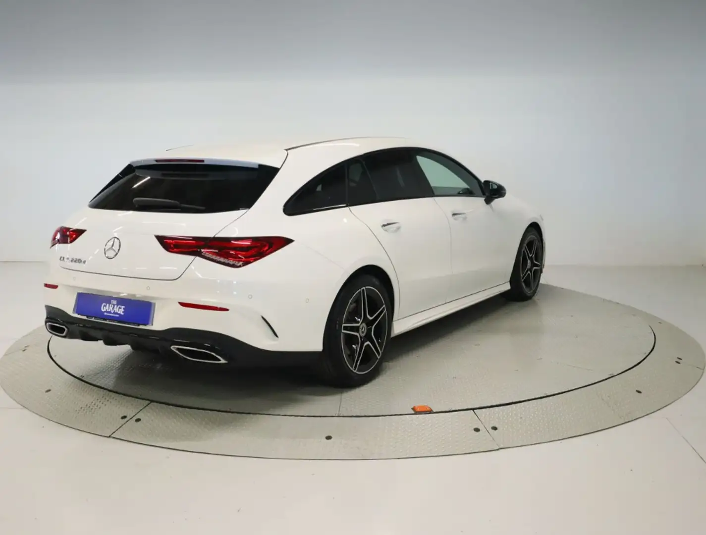 Mercedes-Benz CLA 220 D DCT SHOOTING BRAKE 190 5P Blanc - 2