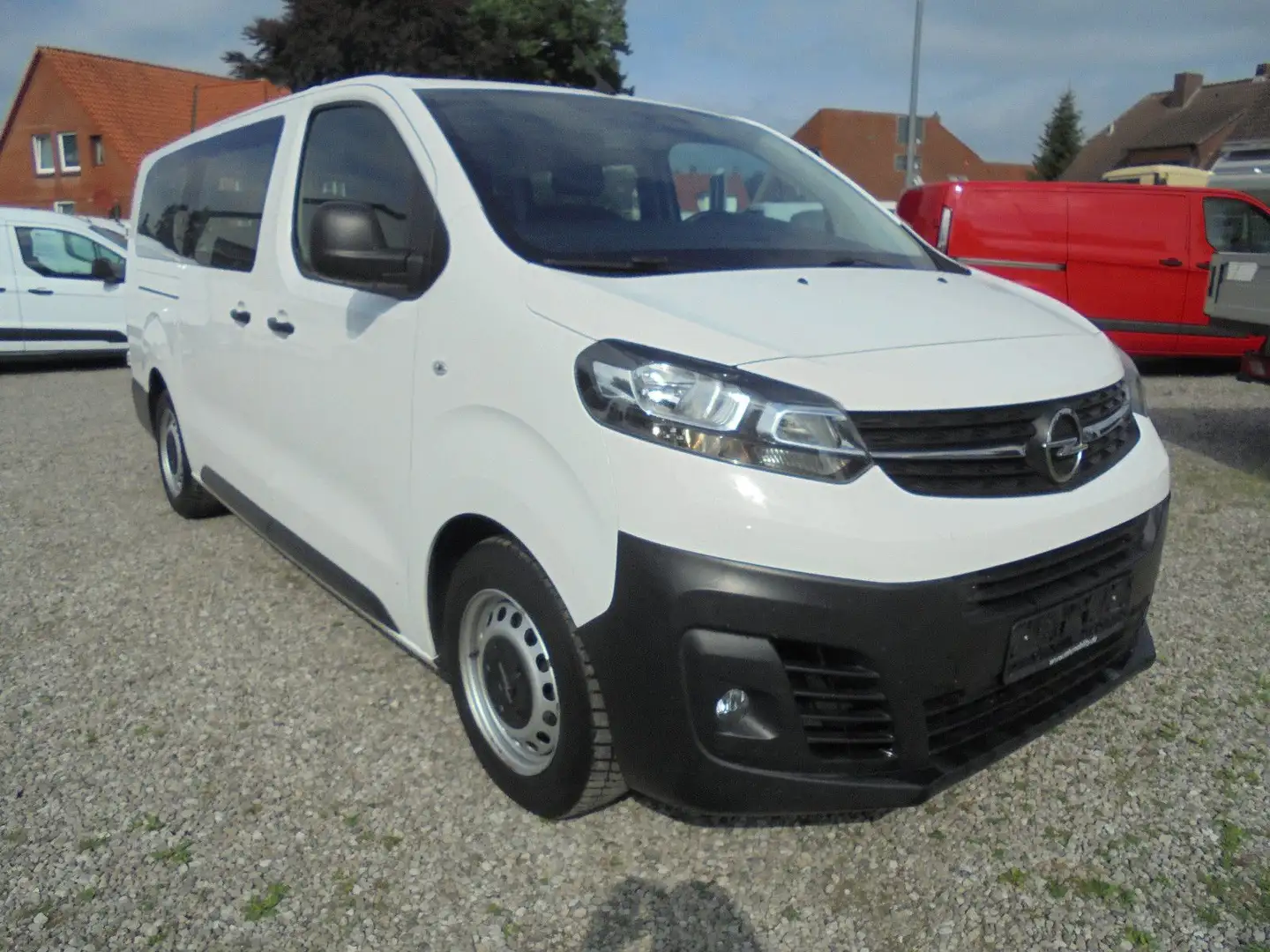 Opel Vivaro 1.5 D Kombi L Lang L3 9-Sitzer 1. Hand Weiß - 1