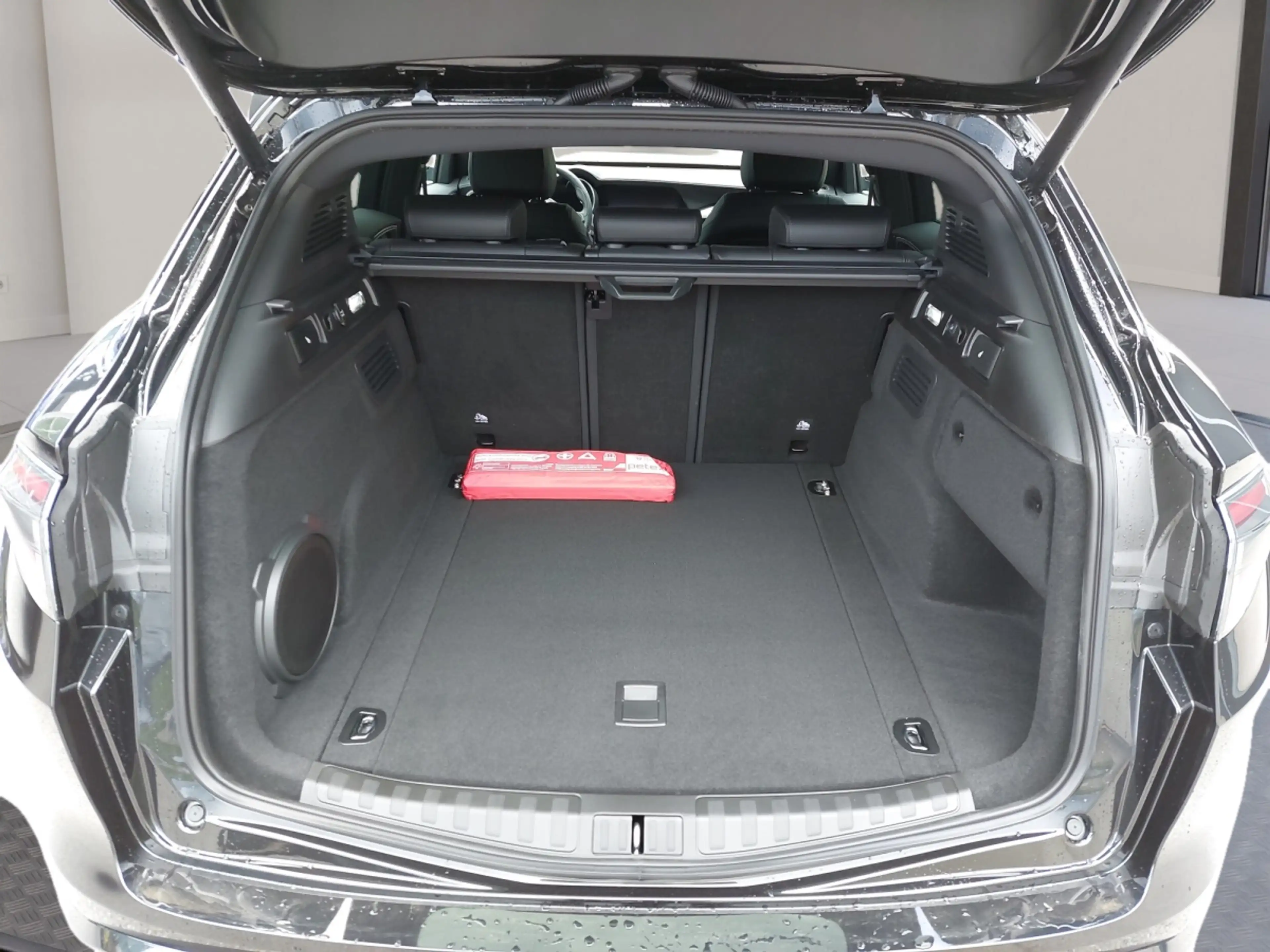 Alfa Romeo Stelvio Veloce Q4 210 PS — photo 12