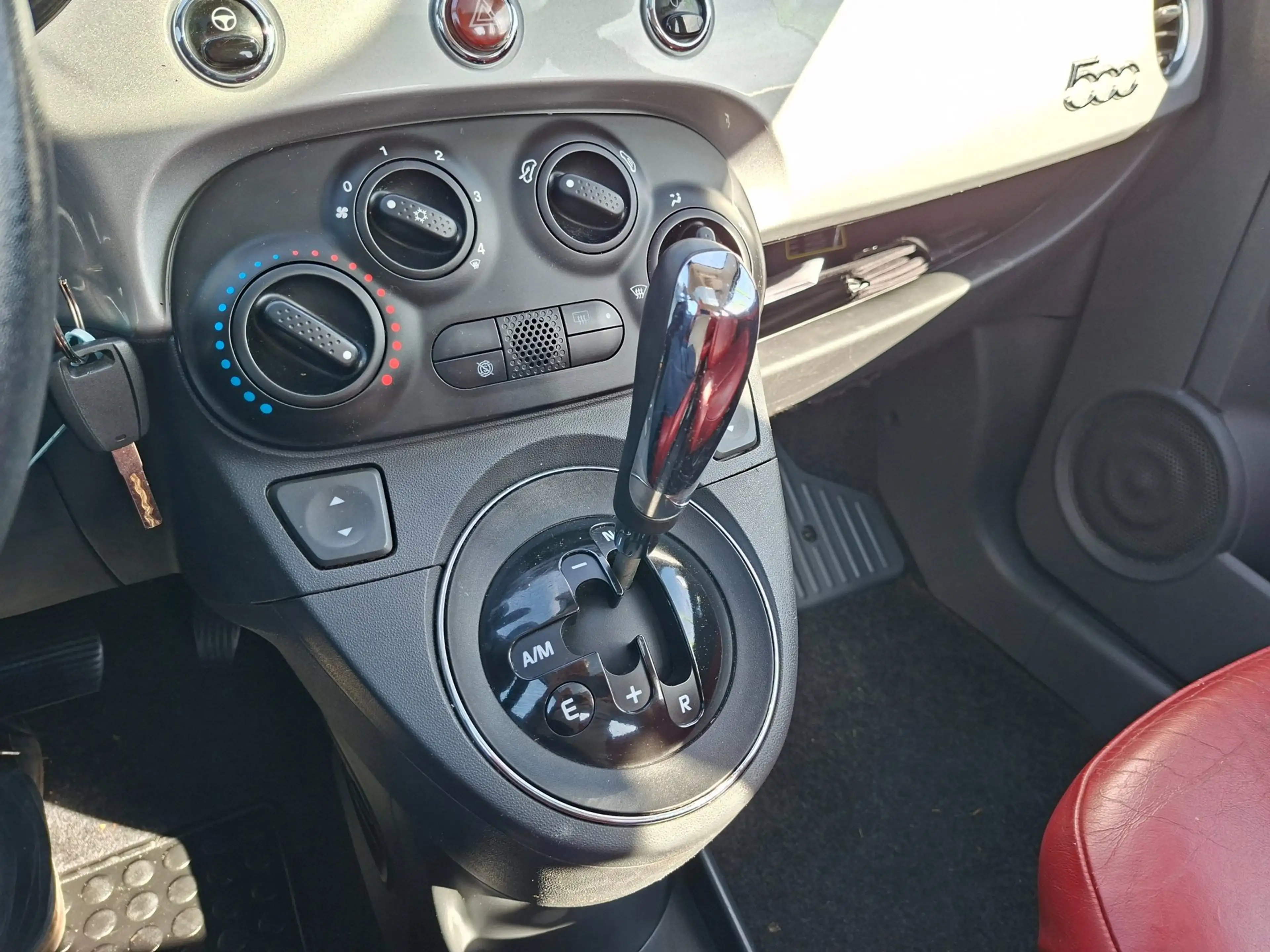 Fiat 500 1.2 Lounge / AUTOMAAT / APK september 2027 — photo 10