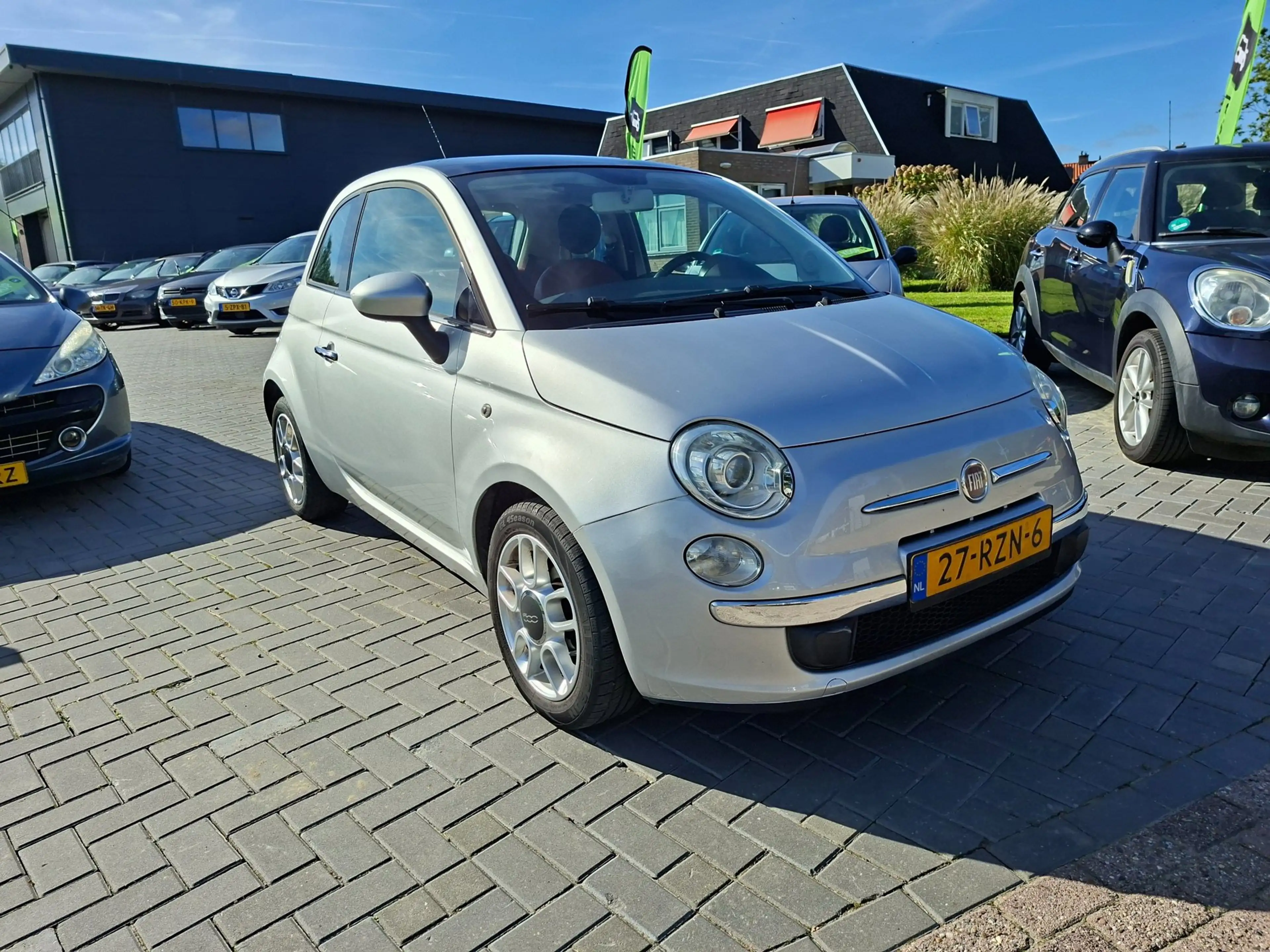 Fiat 500 1.2 Lounge / AUTOMAAT / APK september 2027 — photo 2