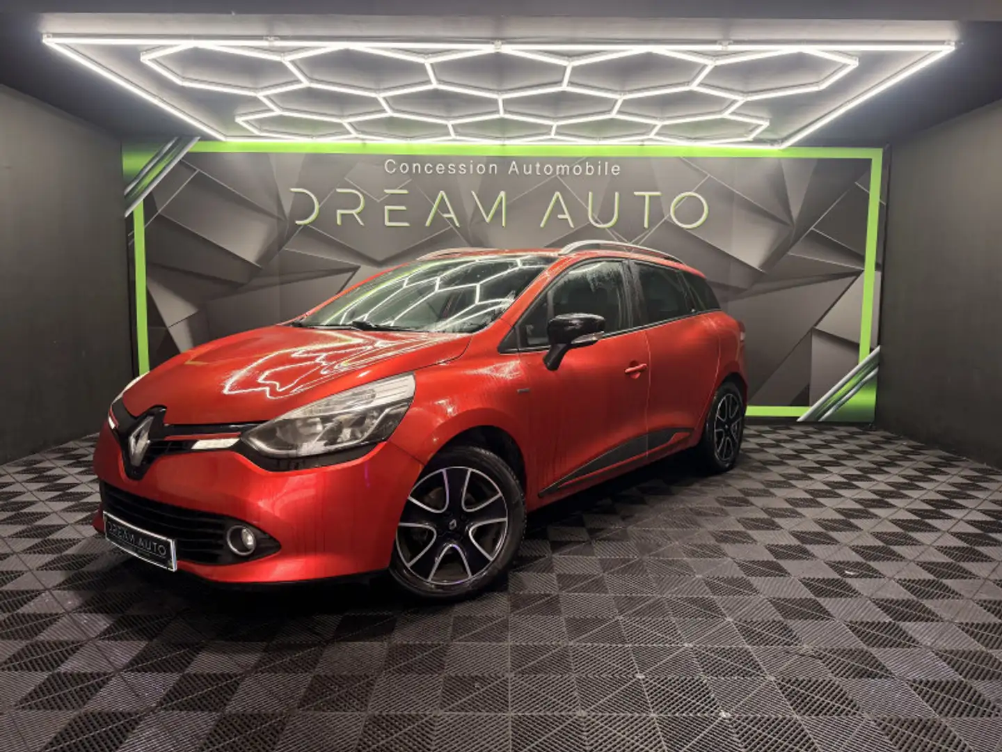 Renault Clio 1.5 DCI 90CH ENERGY NOUVELLE LIMITED EURO6 82G 2015 Rouge - 1