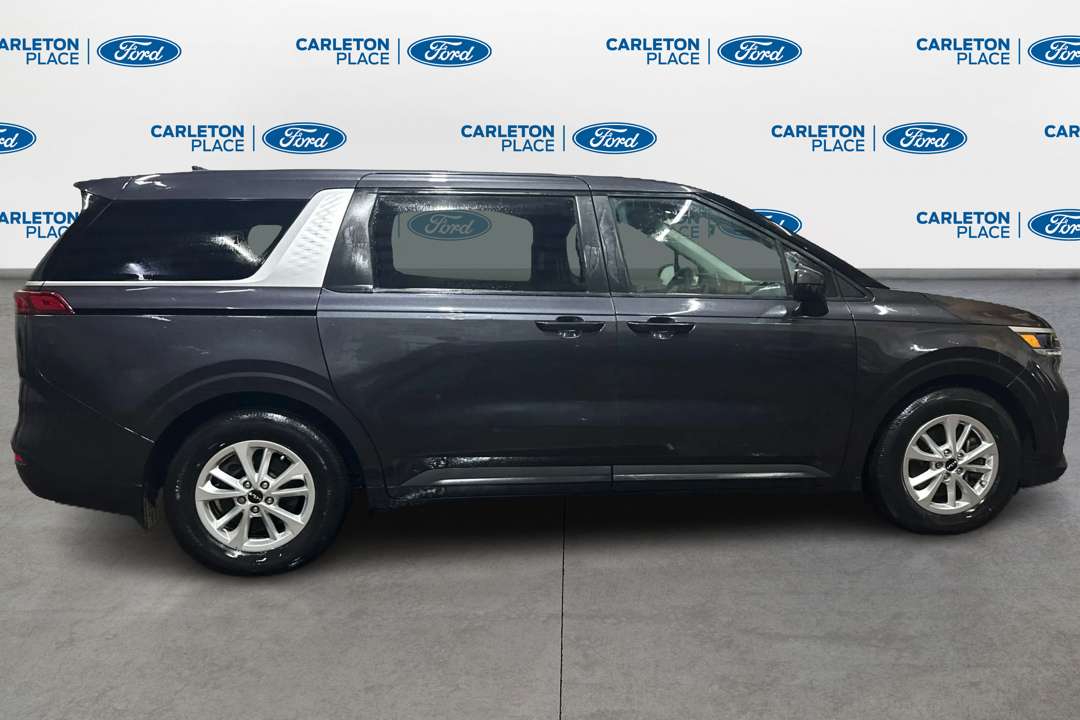 2023 Kia Carnival