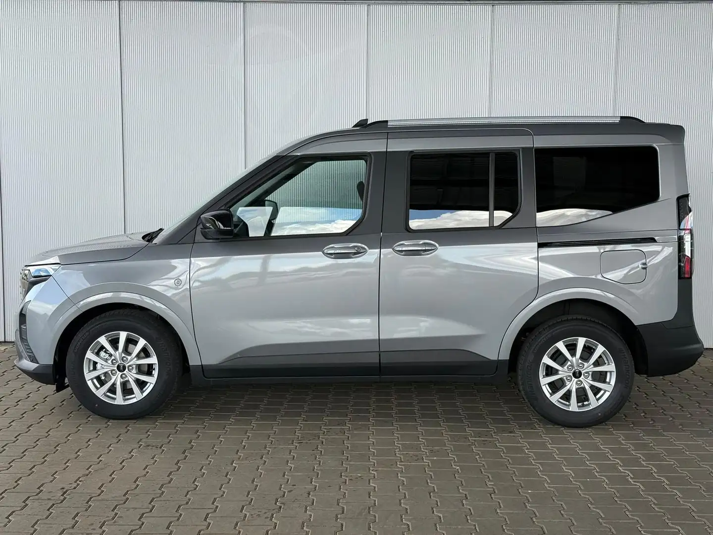 Ford Tourneo Courier 1.0 Ecoboost 125 PS Titanium Automatik / Keyles... Silber - 2