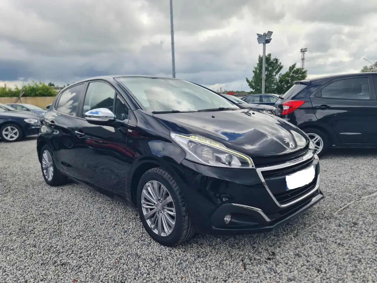 Peugeot 208 208 — photo 4