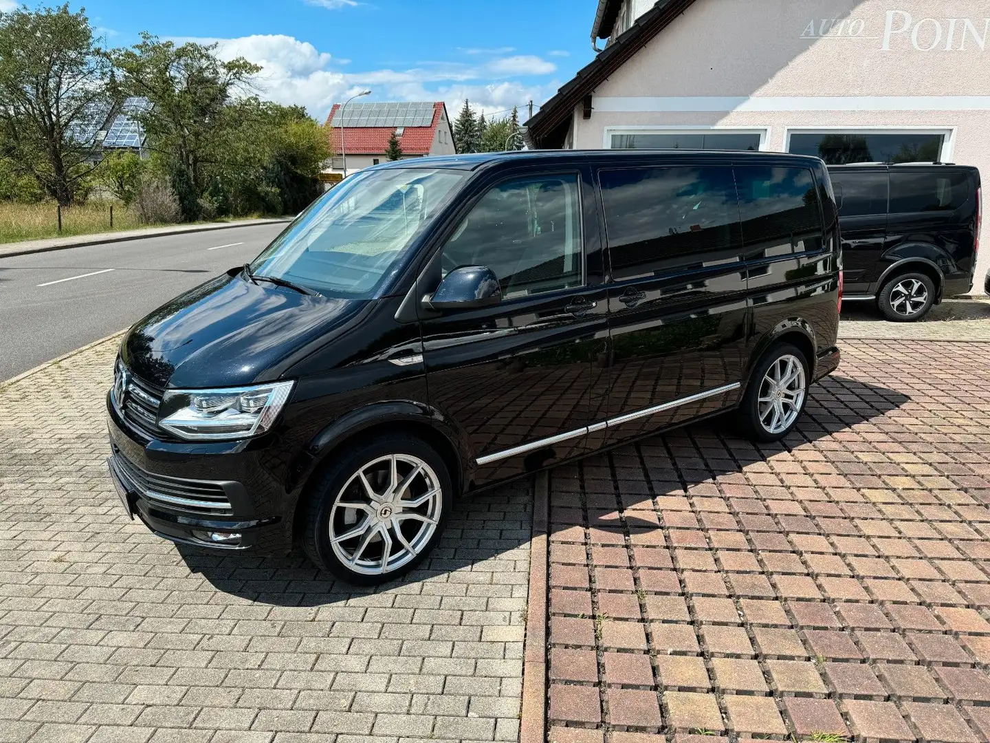 Volkswagen T6 Transporter T6 Multivan Generation Six mit Dyn. Fahrwerk,4M Schwarz - 1