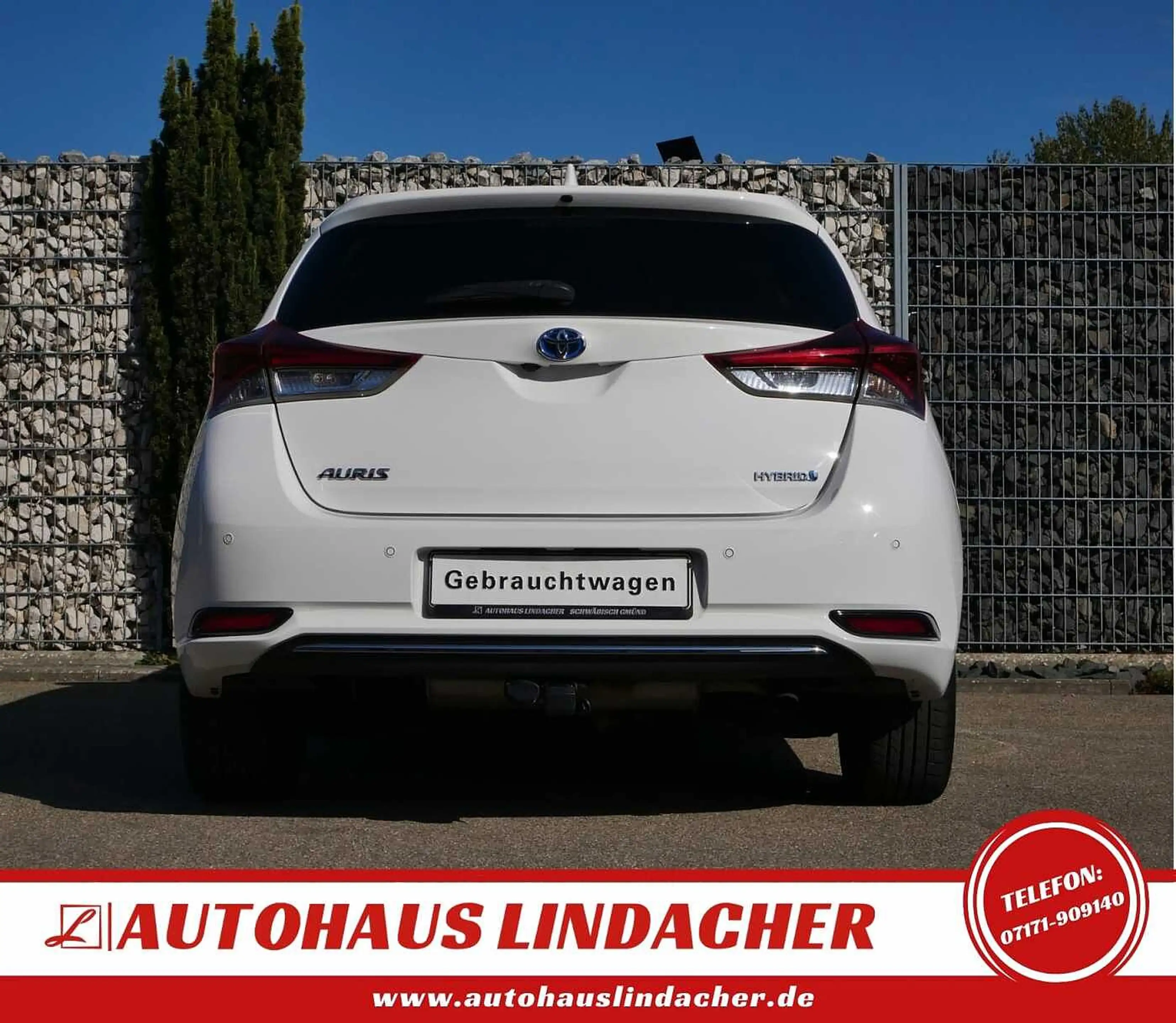 Toyota Auris Hybrid 1.8 VVT-i Team Deutschland I Navi — photo 6