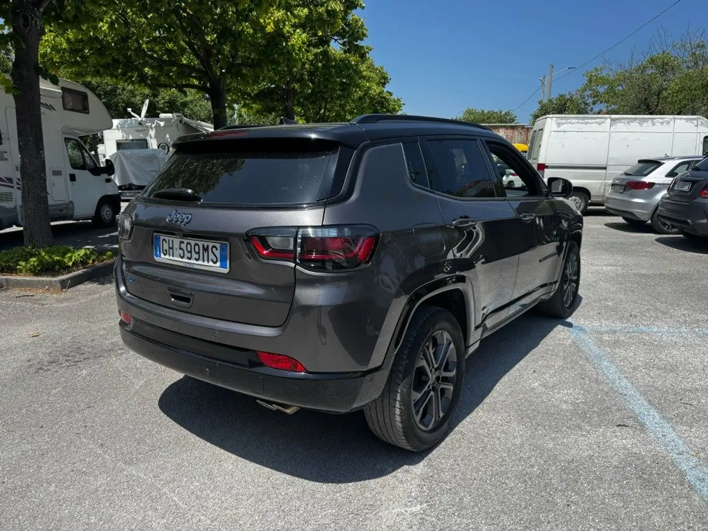 Jeep Compass PROMO FINANZIAMENTO1.3 190 CV PHEV AT6 4xe 80° An Grigio - 2