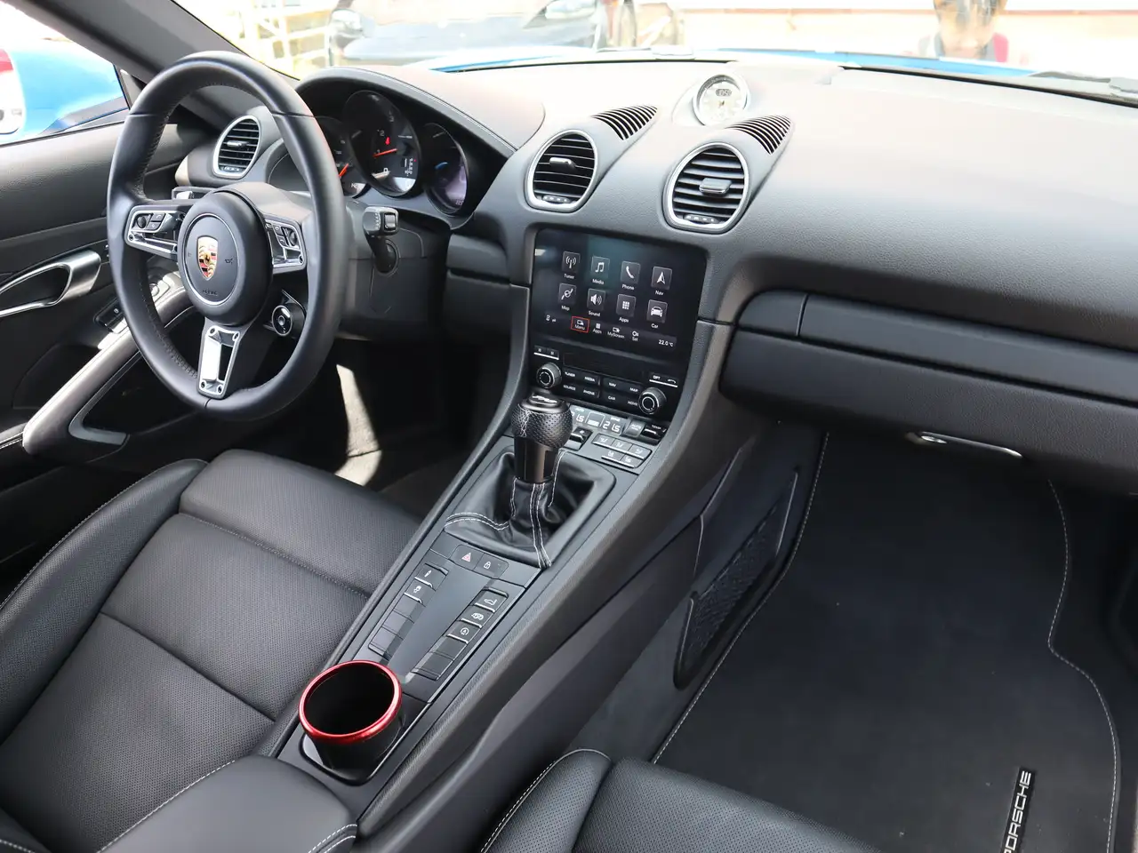 Porsche 718 Cayman снимка Porsche 718 Cayman