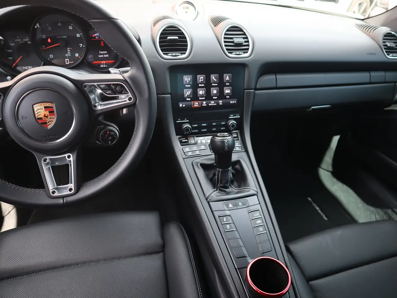 Porsche 718 Cayman снимка Porsche 718 Cayman