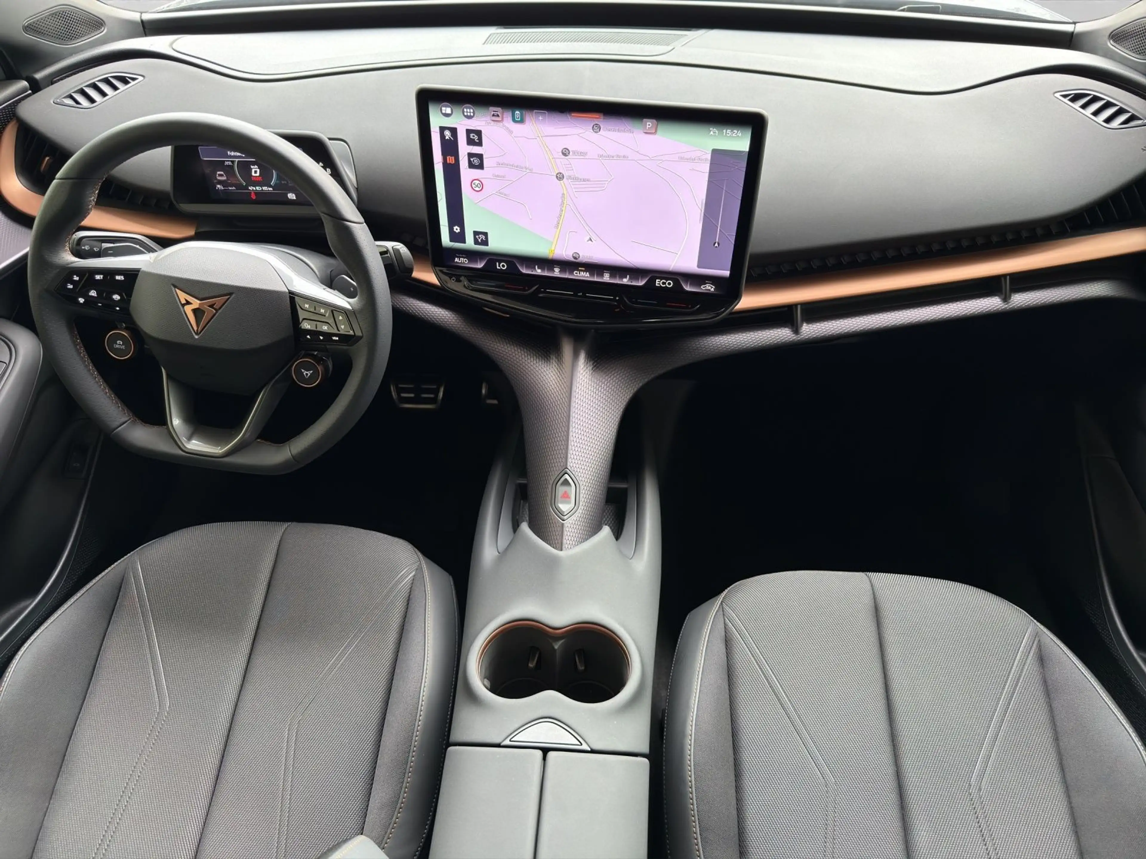 CUPRA Tavascan NAVI SHZ PARKLENK LM19 GJR — photo 5