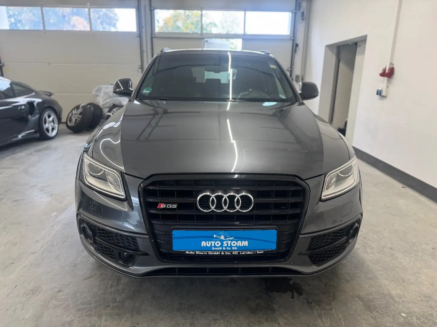 Audi SQ5 3.0 TDI Quattro plus*Raute*B&O*KeyGo*Memo*Pano*Sth Grau - 2