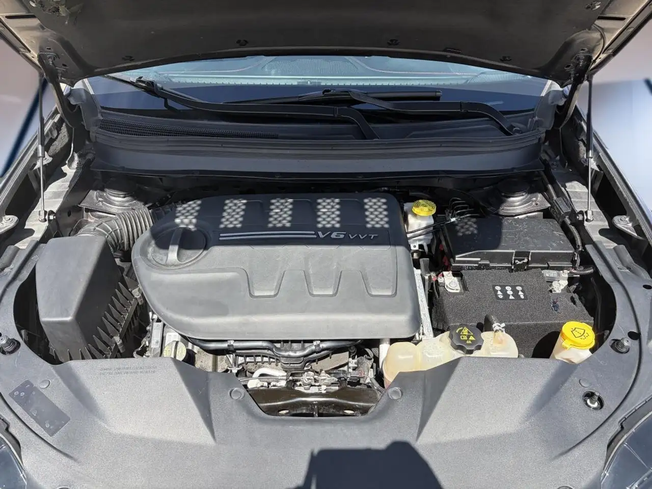 Jeep Cherokee снимка Jeep Cherokee