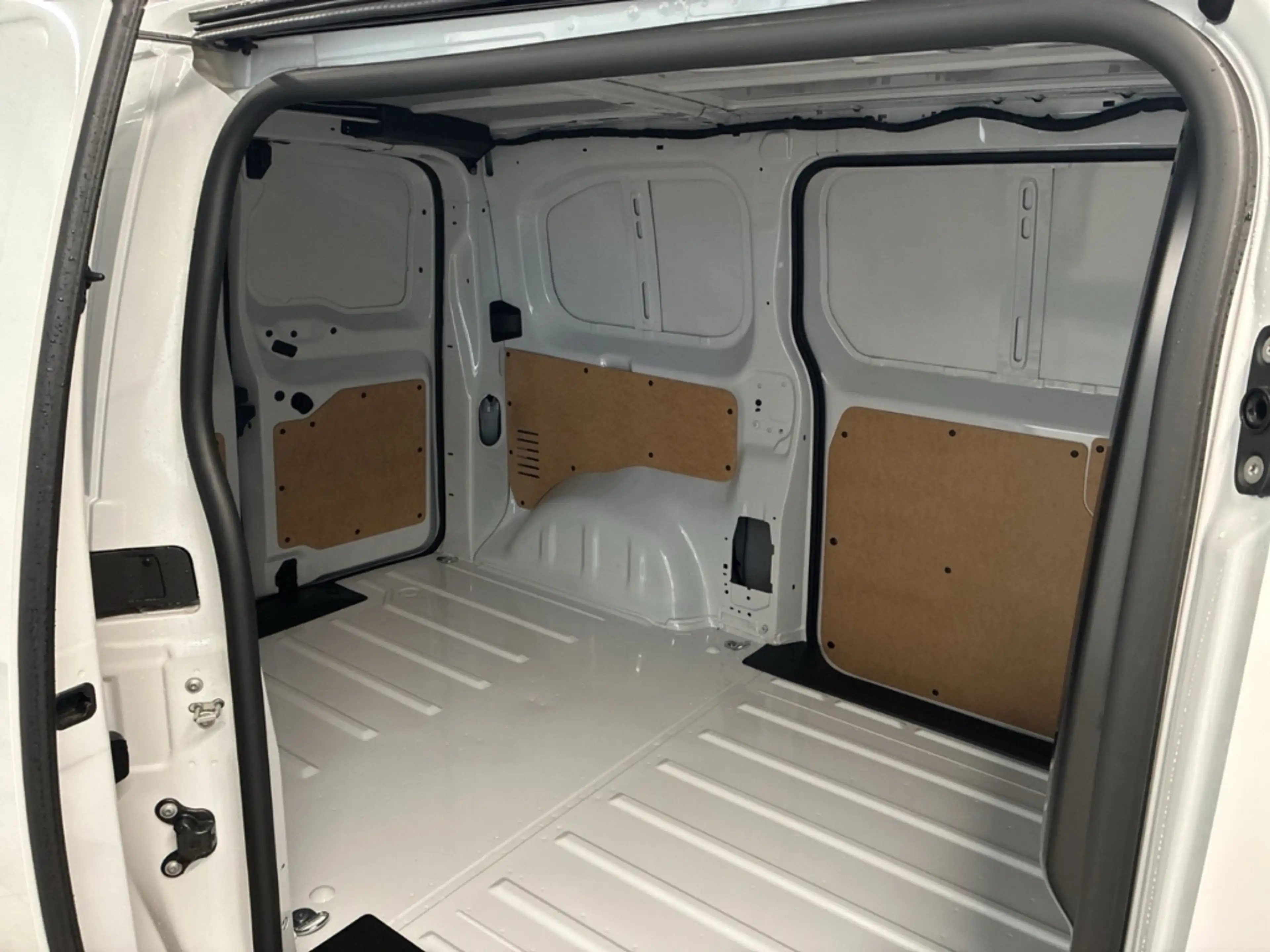 Citroen Jumpy Kasten 2.2 D150 M (L2) AT8 LED 2xSchiebetür — photo 7