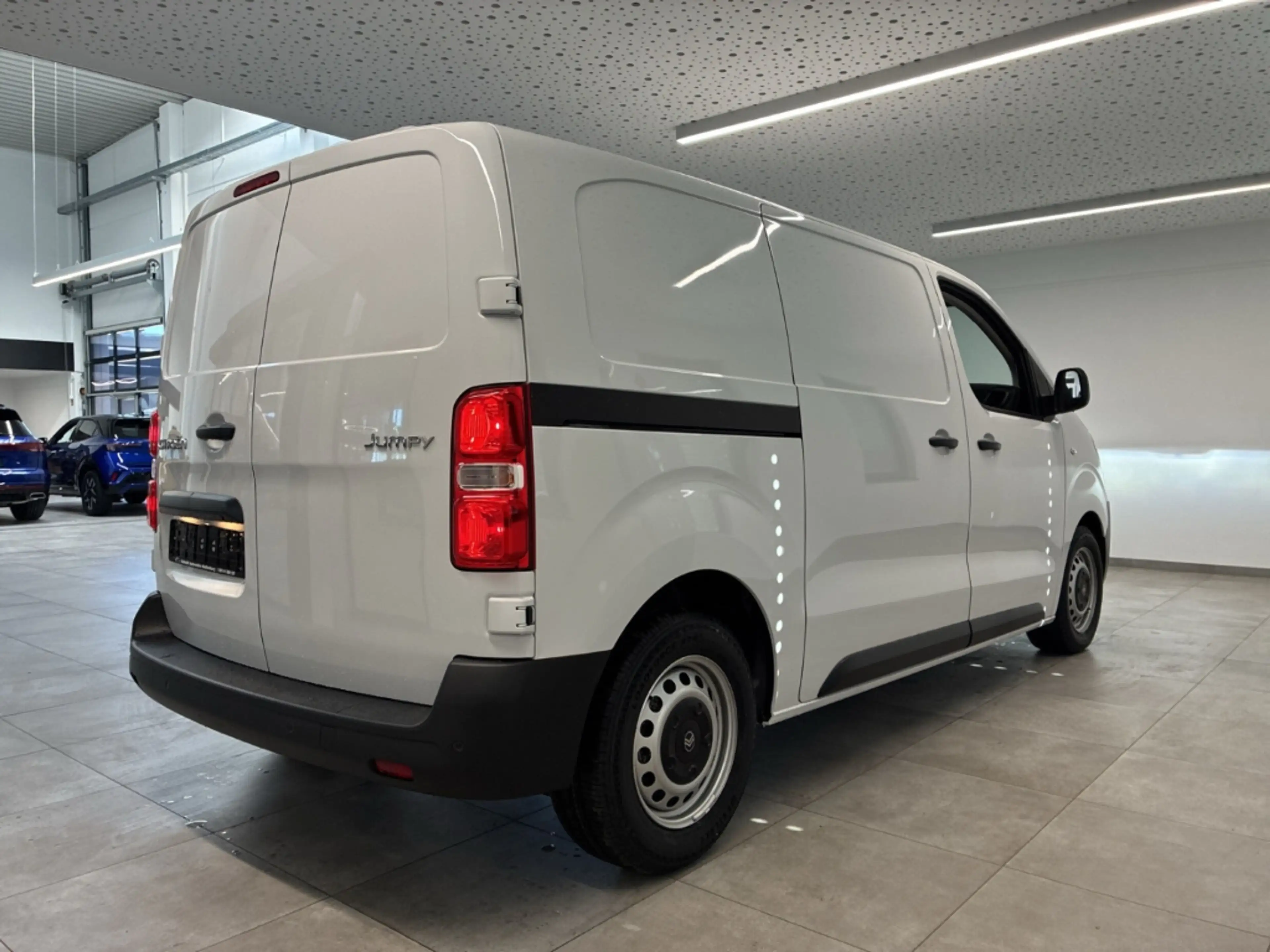 Citroen Jumpy Kasten 2.2 D150 M (L2) AT8 LED 2xSchiebetür — photo 4