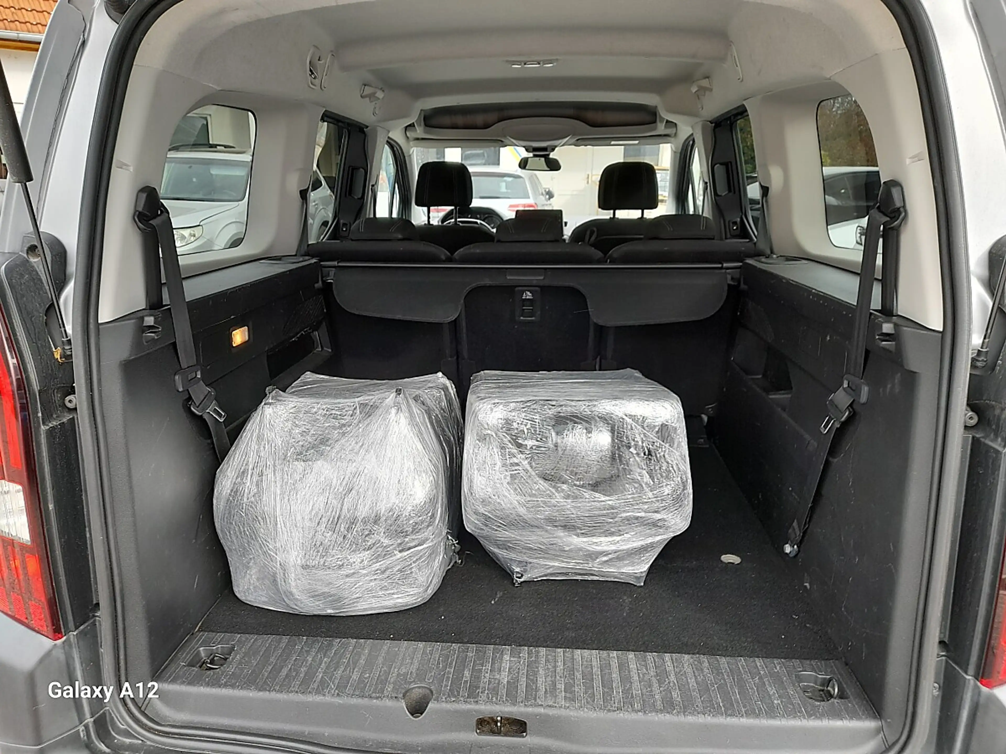 Peugeot Rifter 1.5 BlueHDi 130 FAP GT Line Lang S&S 7-sitz — photo 7