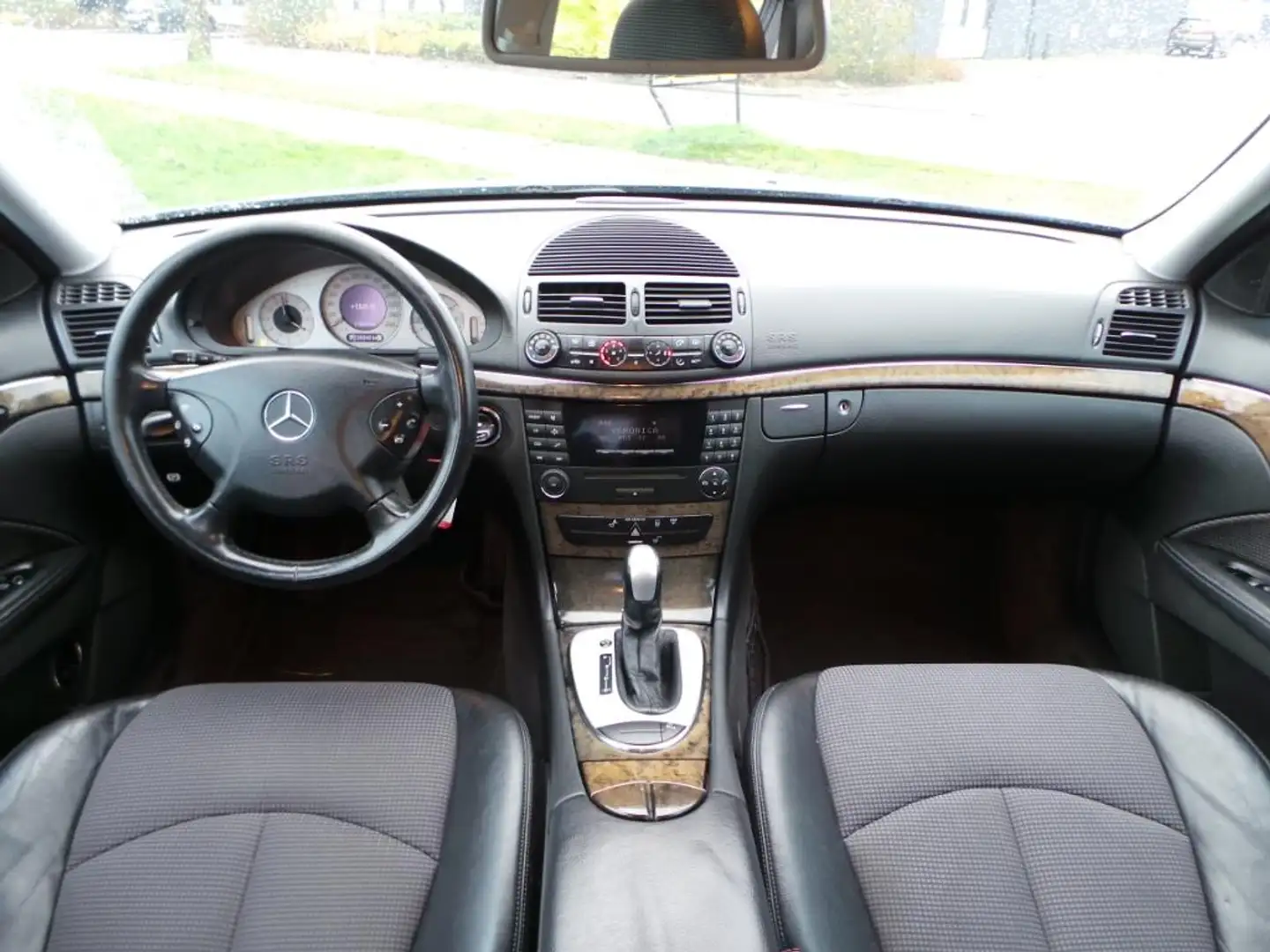 Mercedes-Benz E 240 Avantgarde ( INRUIL MOGELIJK ) Blau - 2