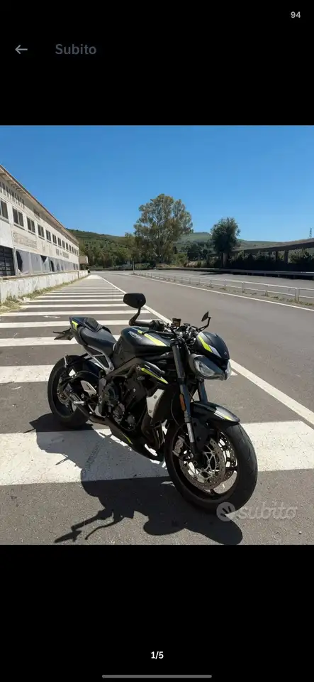 Triumph Street Triple 765