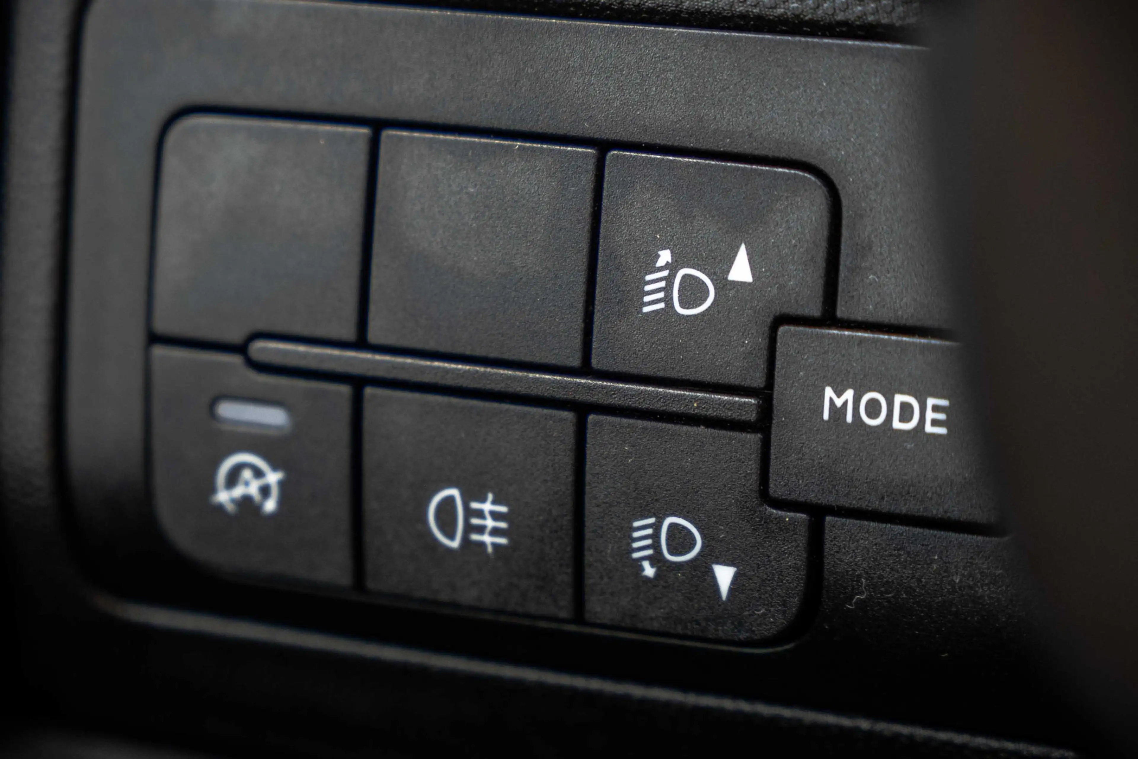 Peugeot Boxer 2.2 BlueHDi 120 L1H1 | 120 PK | 3-Zits | Cruise | — photo 22
