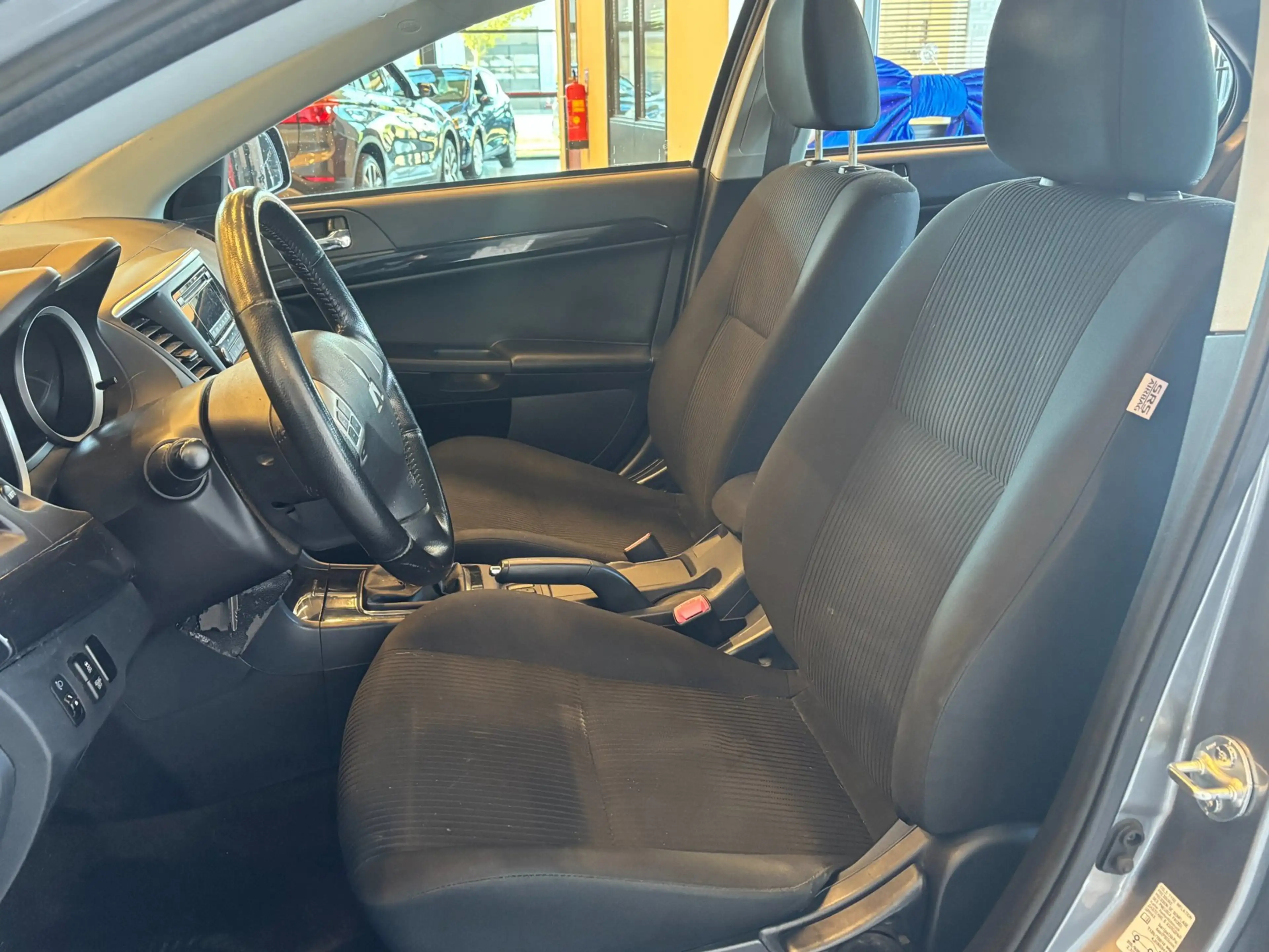 Mitsubishi Lancer Sportback 1.6 Limited Edition | 103.680 KM | PDC | — photo 13