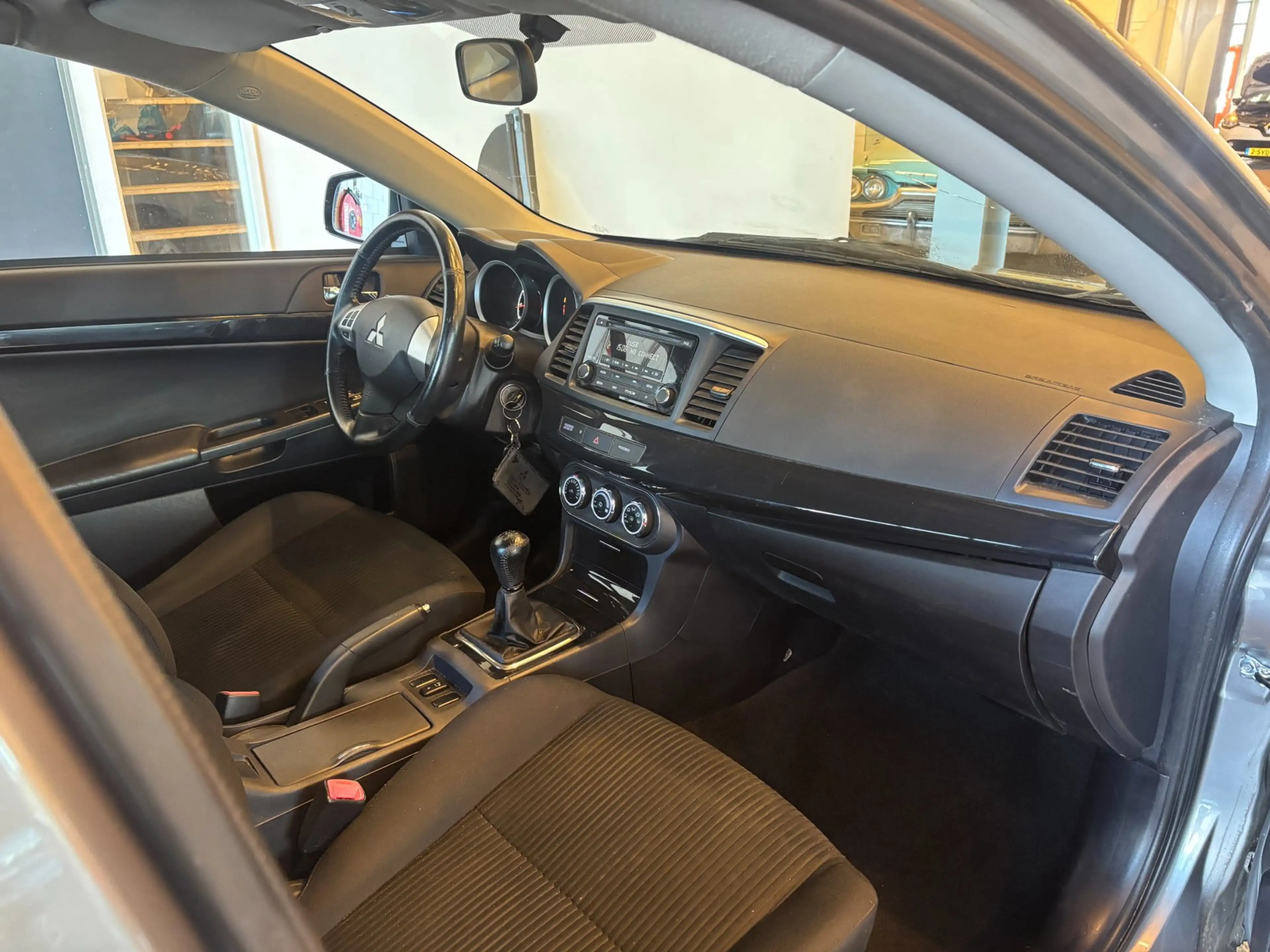 Mitsubishi Lancer Sportback 1.6 Limited Edition | 103.680 KM | PDC | — photo 20
