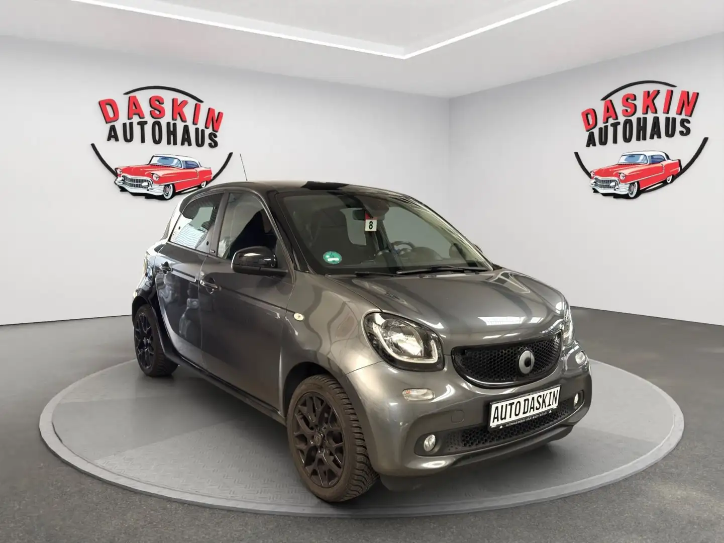 smart forFour forfour Basis 66kW*SCHECKHEFT GEPFLEGT* Gris - 1
