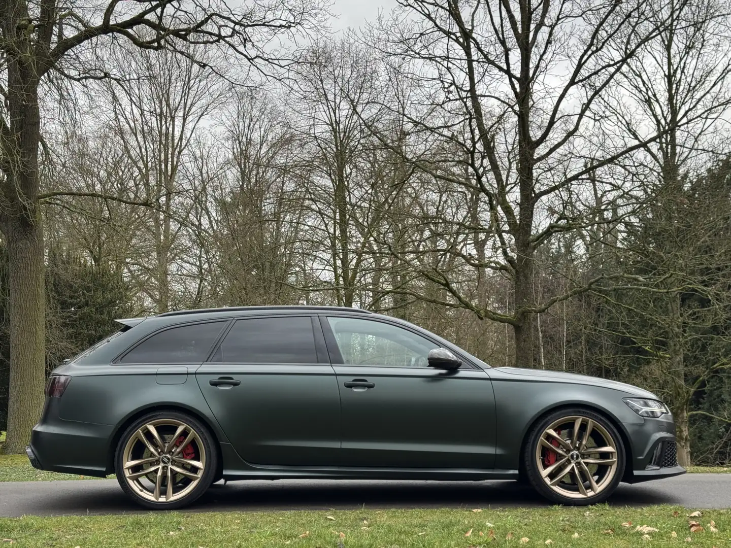 Audi RS6 Avant 4.0 TFSI RS 6 quattro Milltek Schwarz - 2