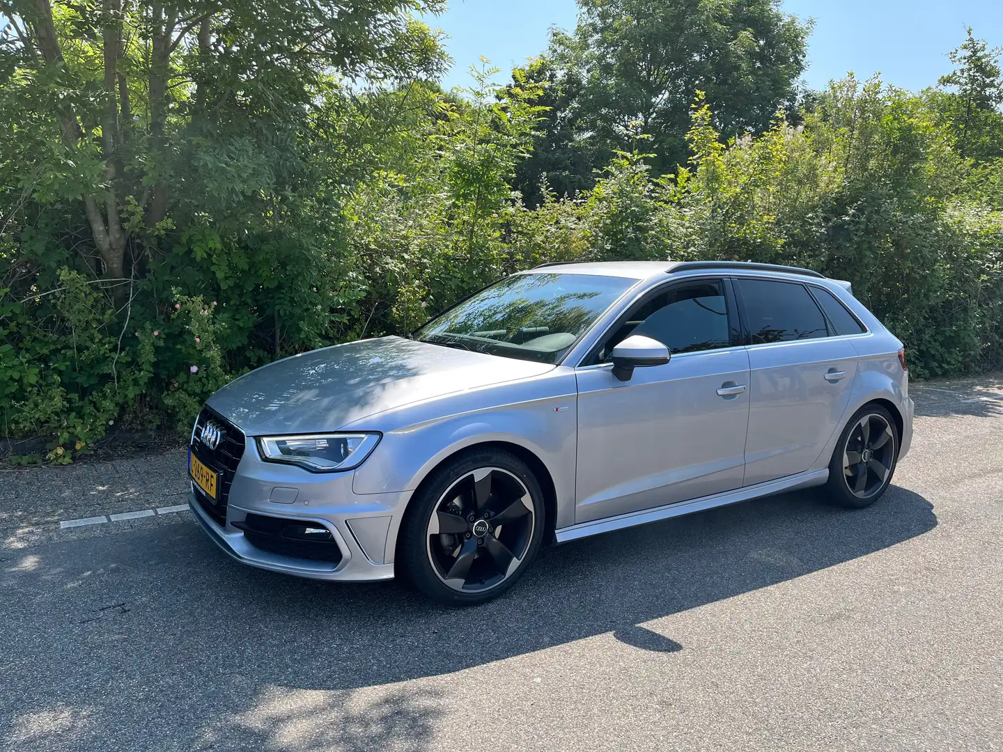 Audi A3 A3 1.4 TFSI Ambit. PL S Zilver - 2
