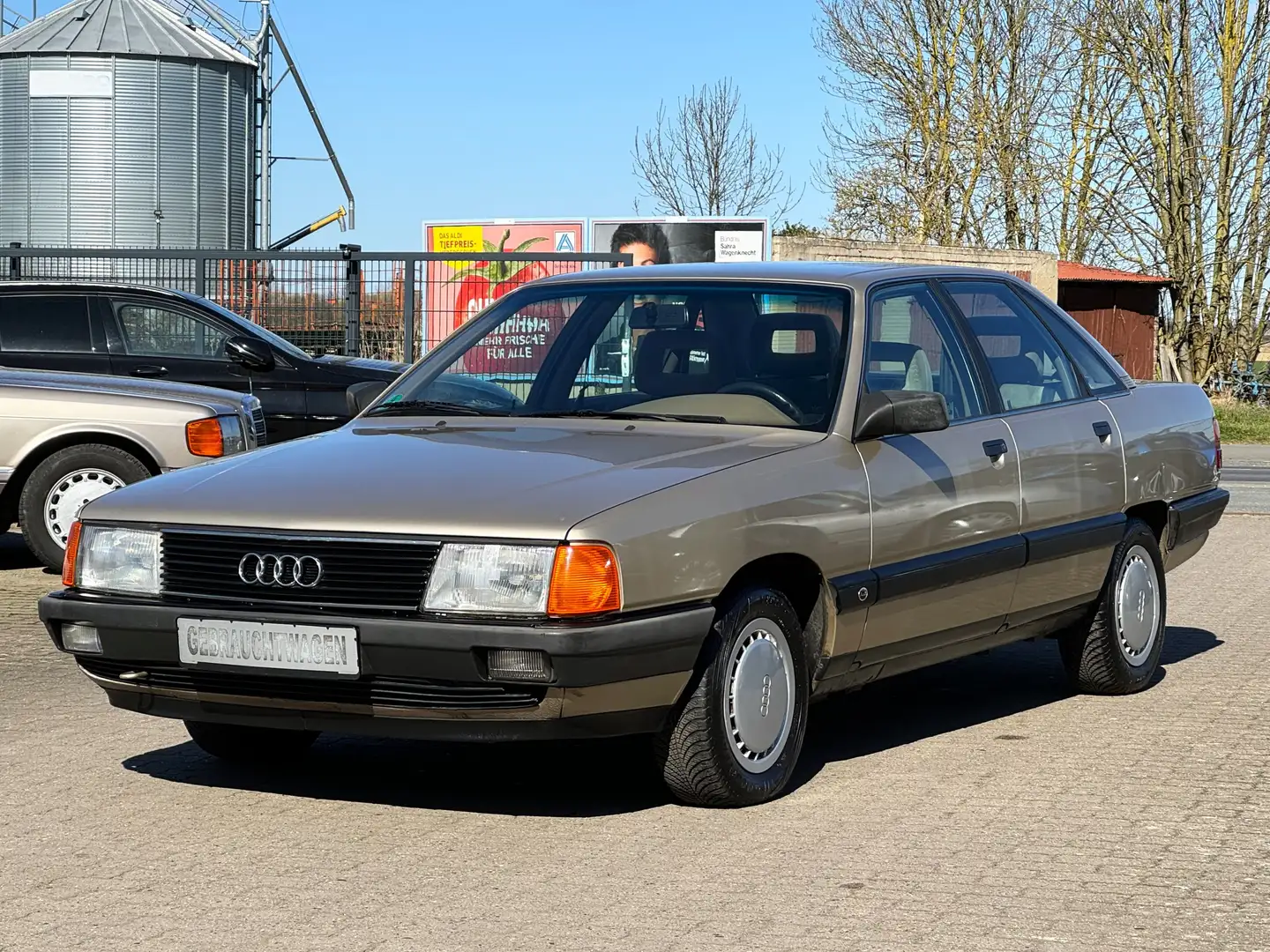 Audi 100 2.0 E Typ 44 5-Zylinder 1.Hand Klimaautomatik Beige - 1