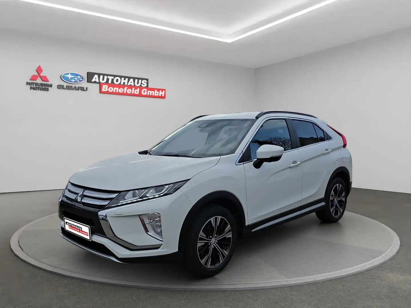Mitsubishi Eclipse Cross Diamant Edition+ 2WD 1,5i CVT LED ACC AHK Weiß - 1