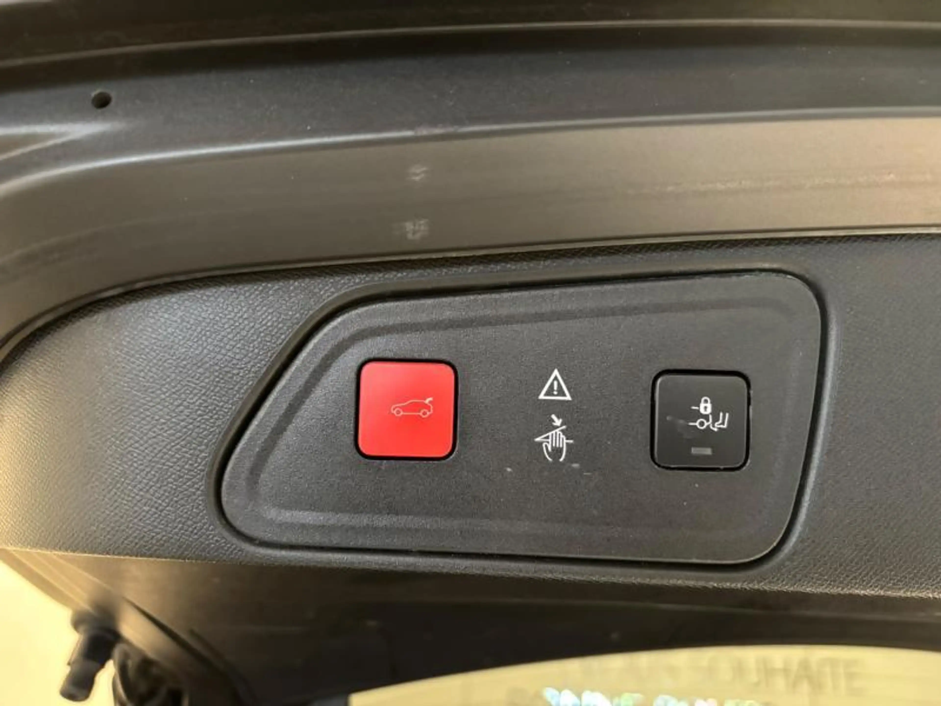 Peugeot 3008 GT Line — photo 9