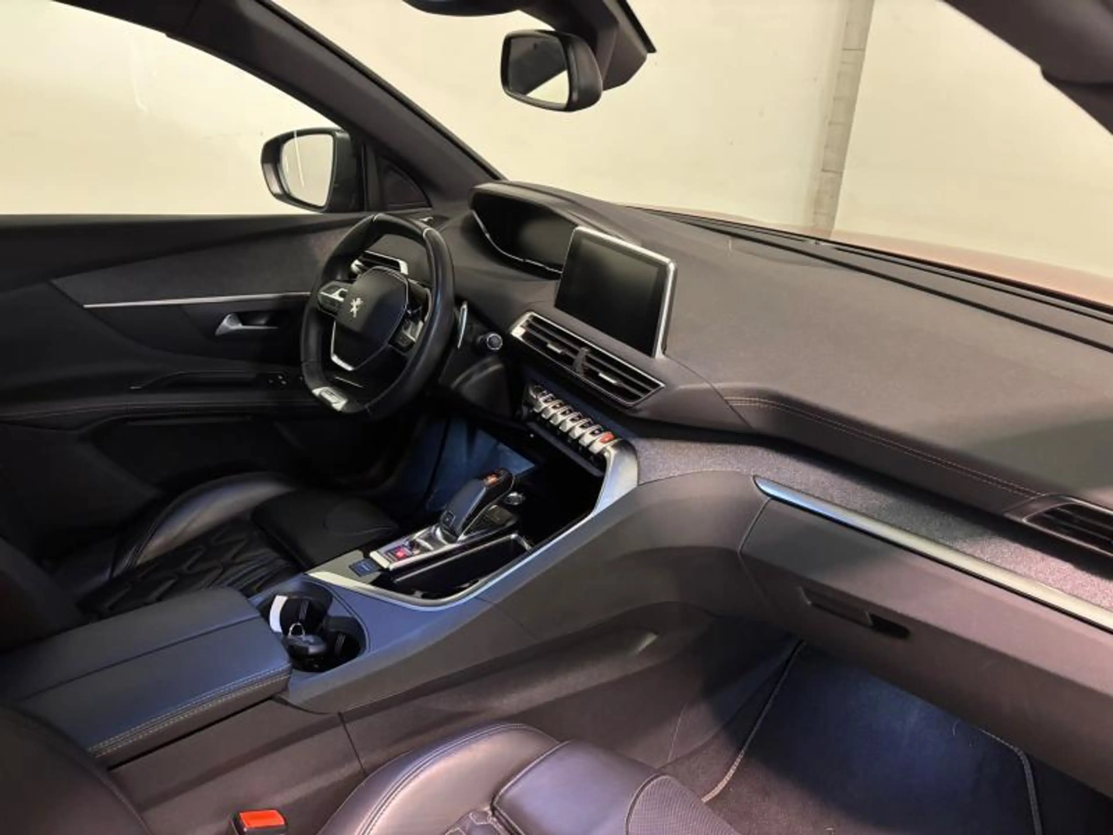 Peugeot 3008 GT Line — photo 13