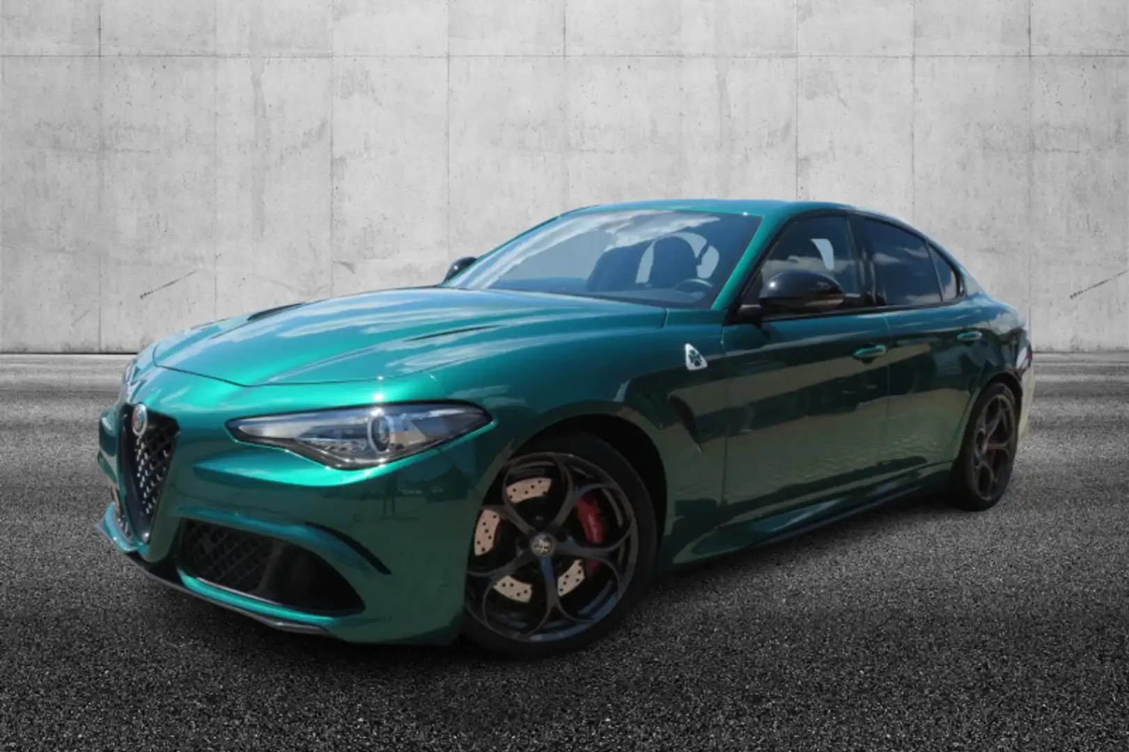 Alfa Romeo Giulia 2.9 T V6 AT8 Quadrifoglio Groen - 2