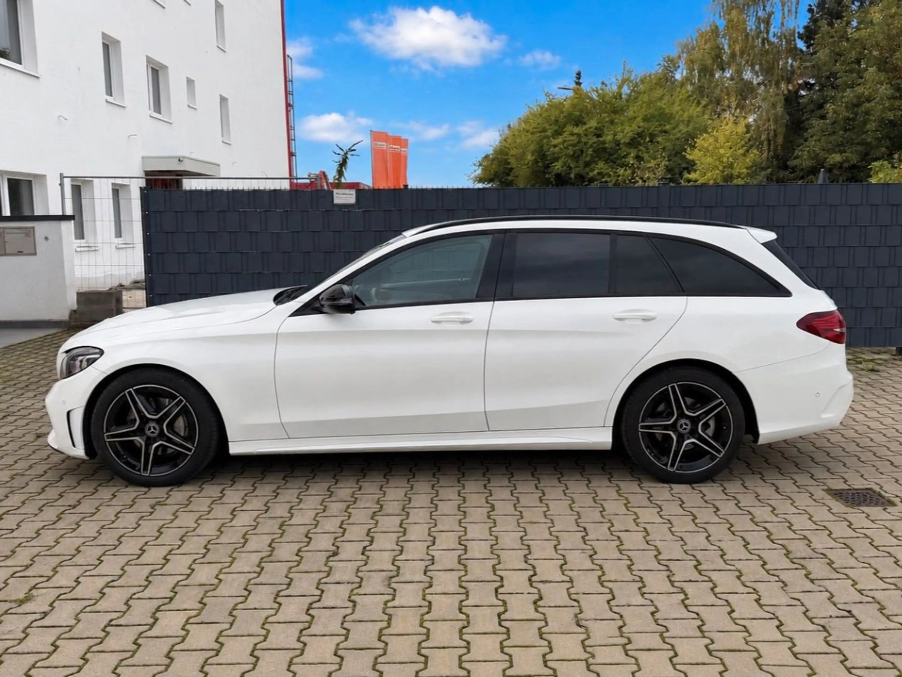 Mercedes-Benz C 220 d T AMG*2.Hd*Multibeam*Virtual*Garantie* — photo 5